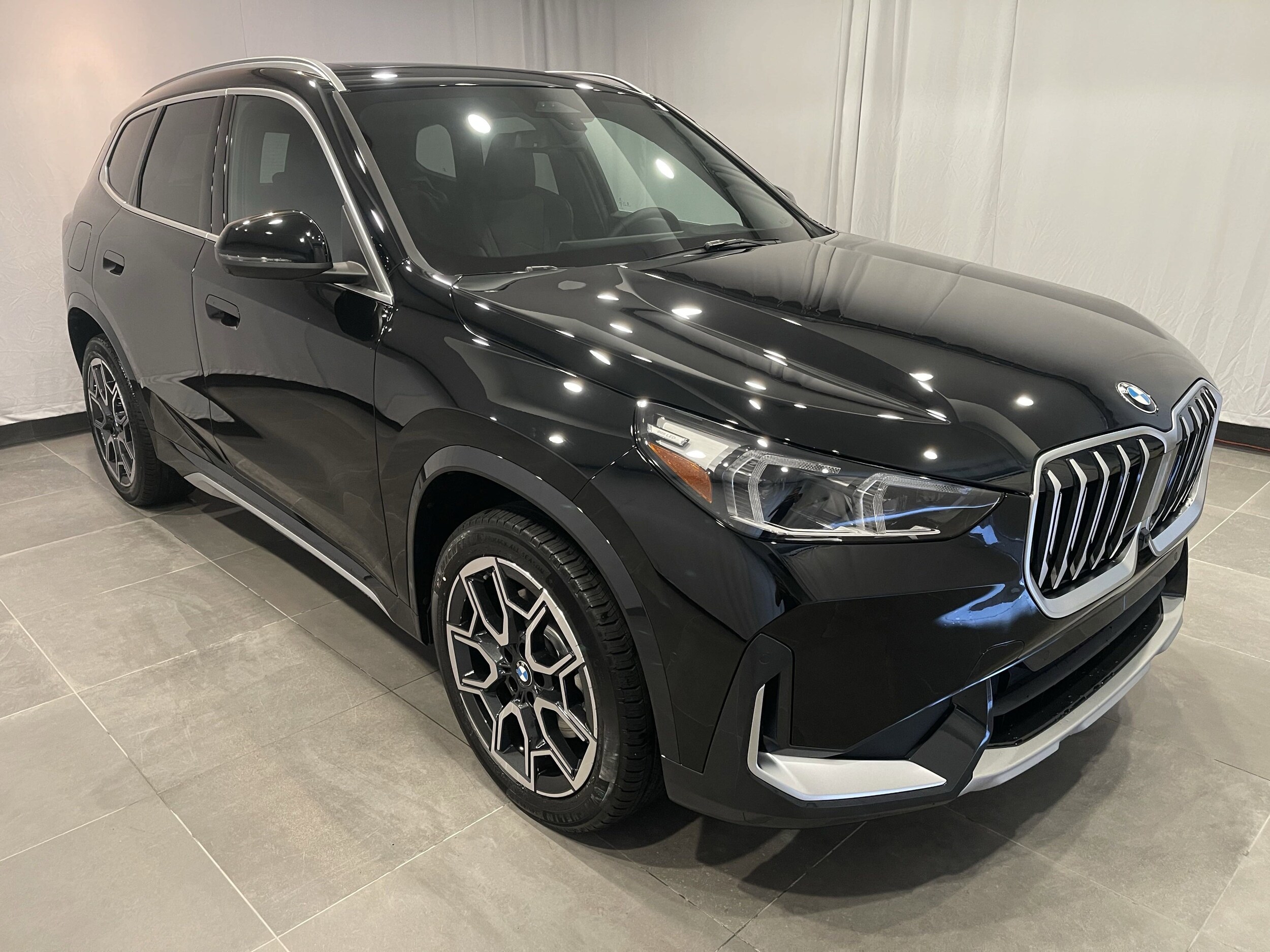2025 Bmw X1 XDrive28i photo 3