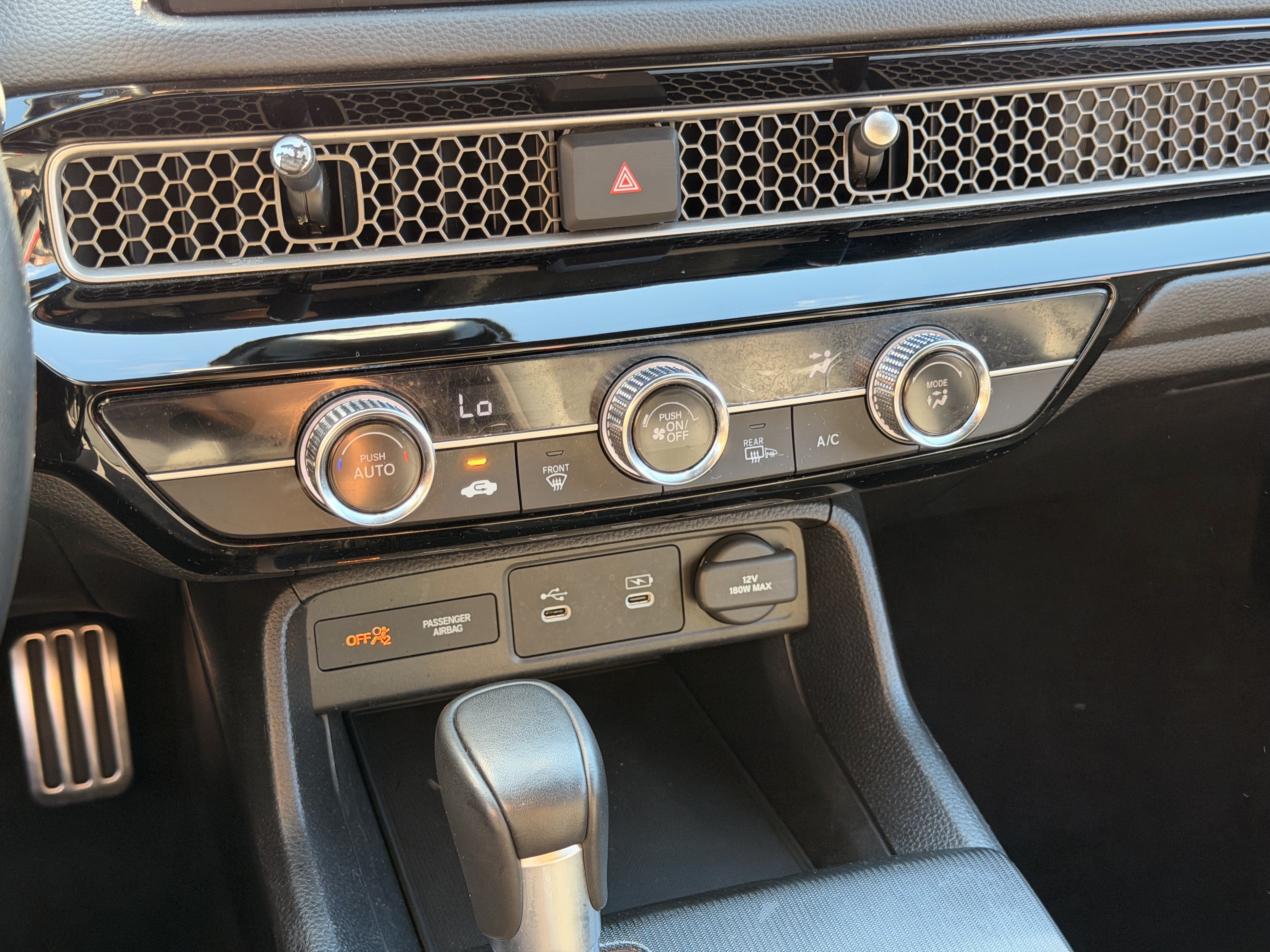 2025 Honda Civic Sport - Photo 20