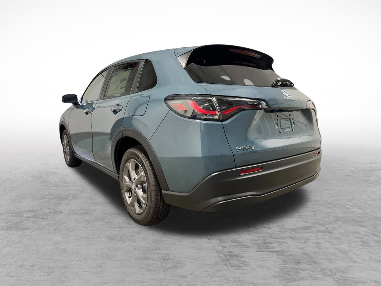 2026 Honda HR-V LX photo 3