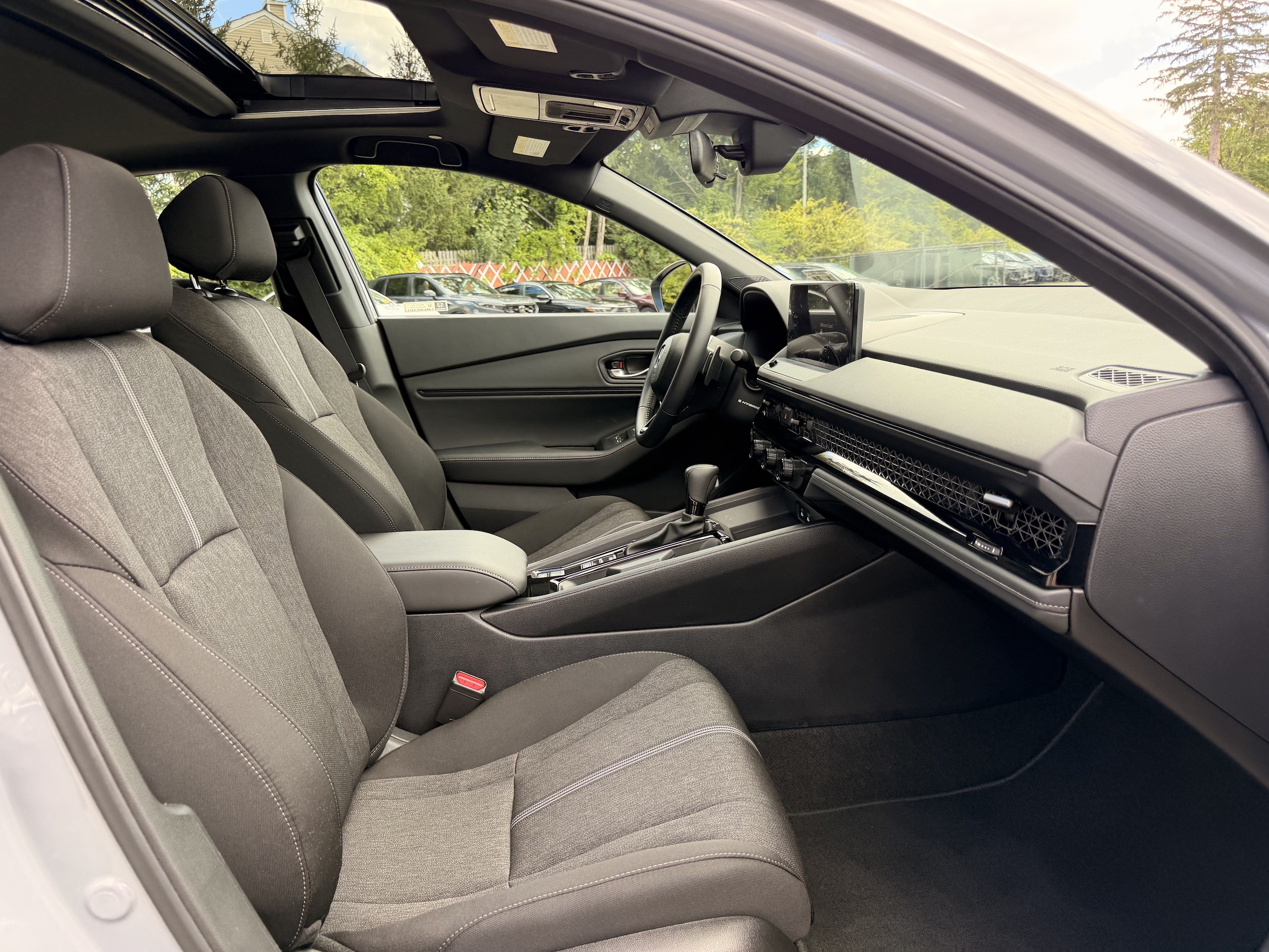 2025 Honda Accord Hybrid Sport - Photo 16