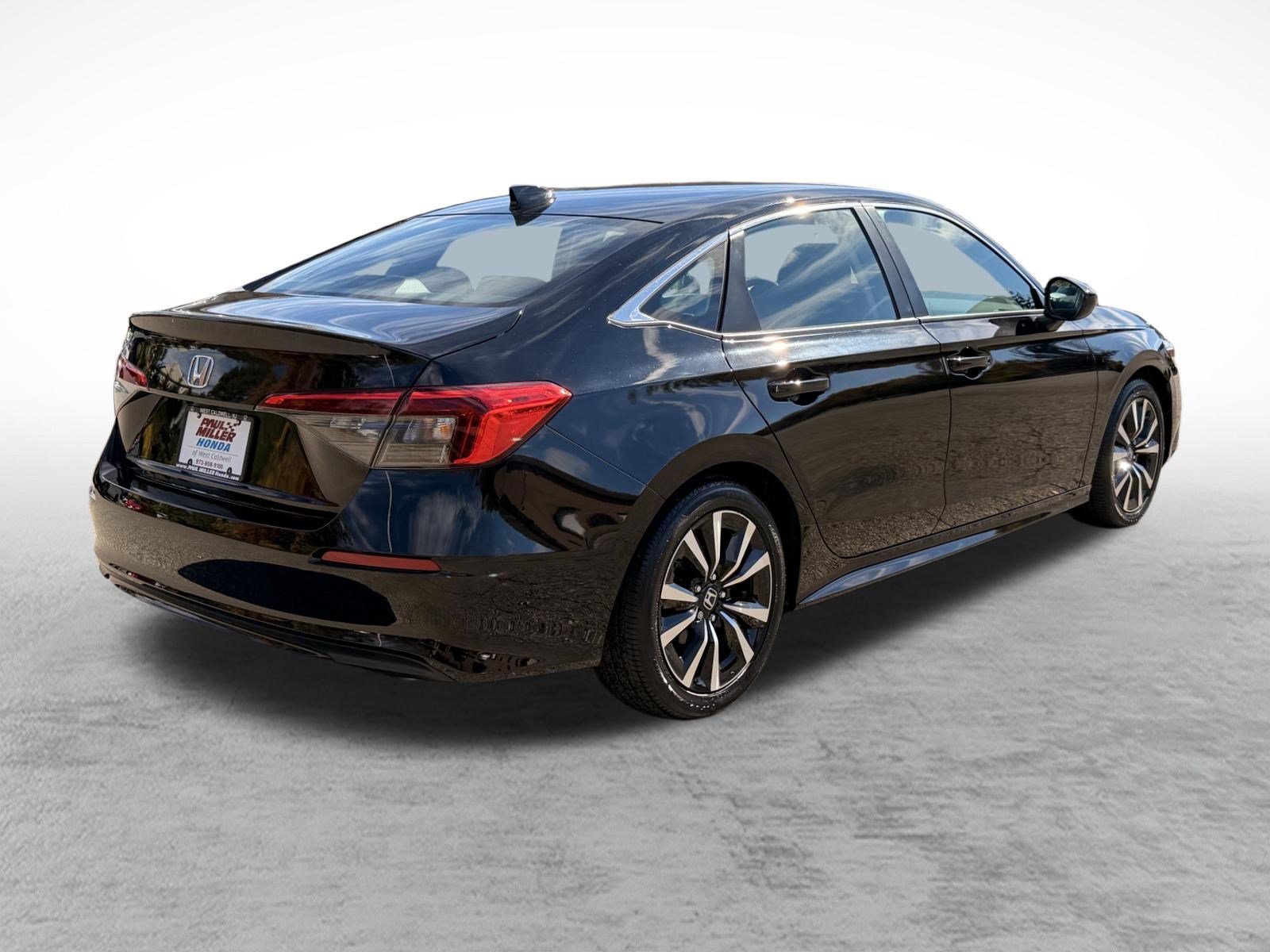 2024 Honda Civic EX - Photo 6