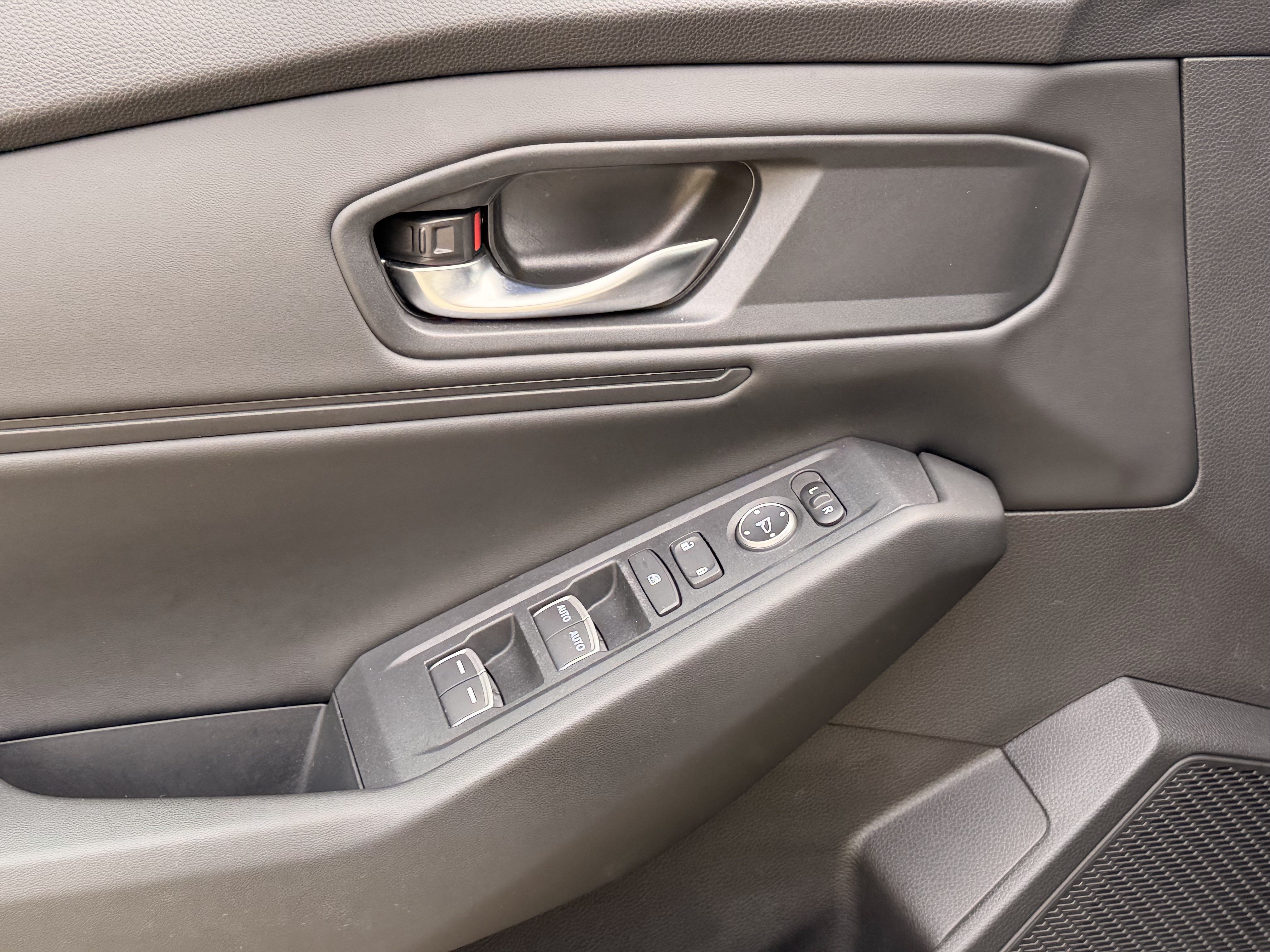 2024 Honda Accord EX - Photo 6