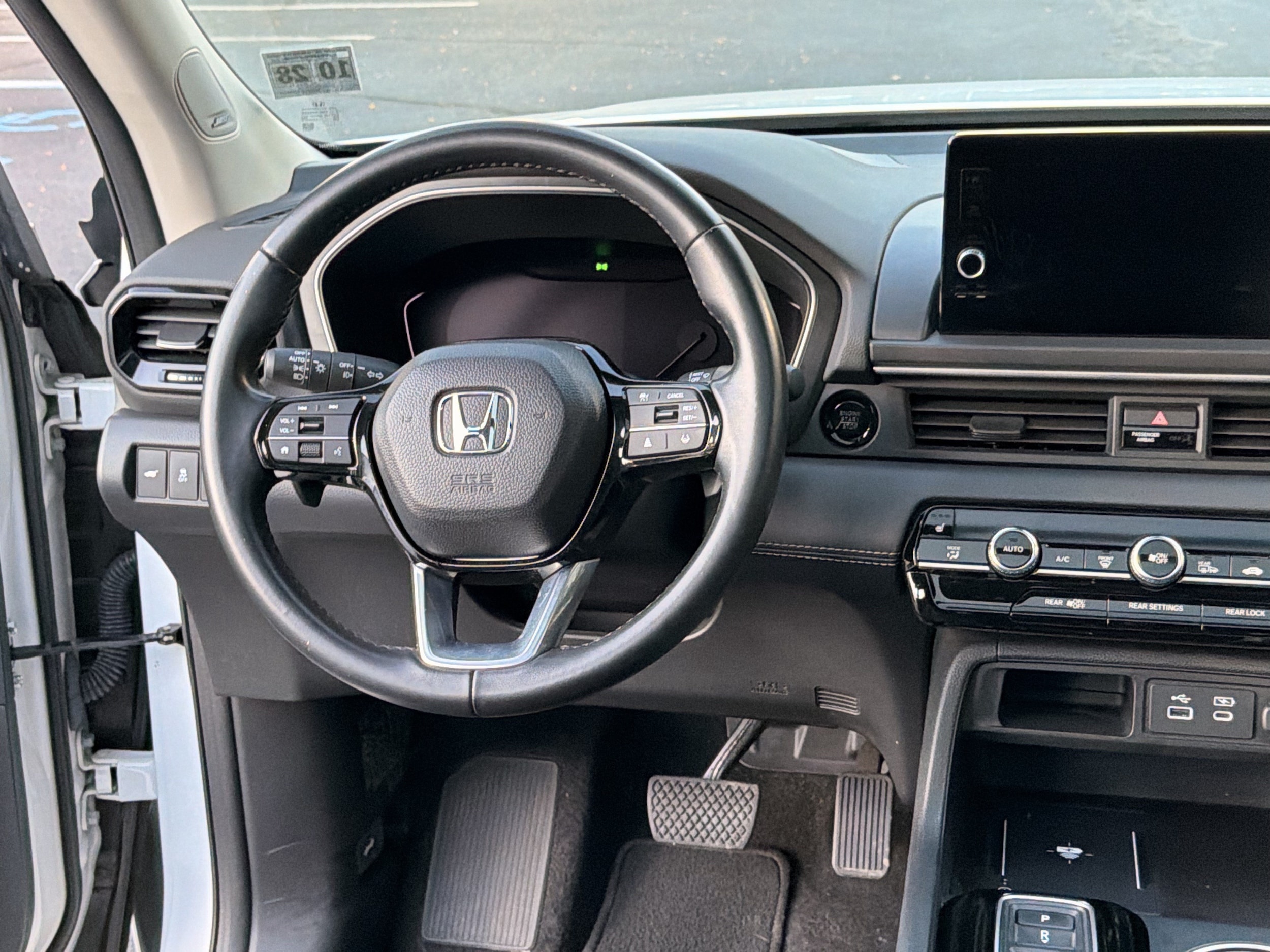 2023 Honda Pilot Touring - Photo 19