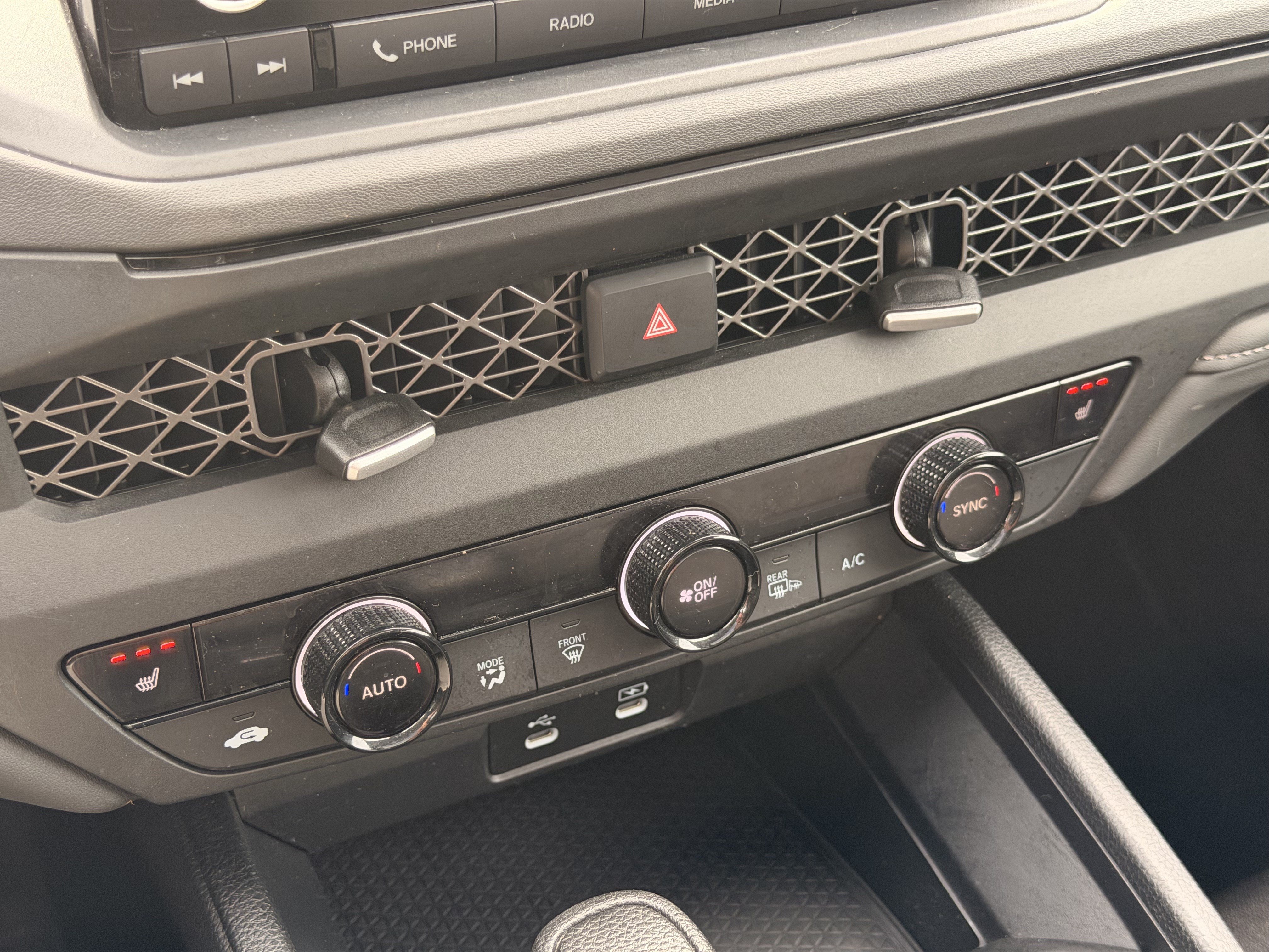 2024 Honda Accord EX - Photo 18