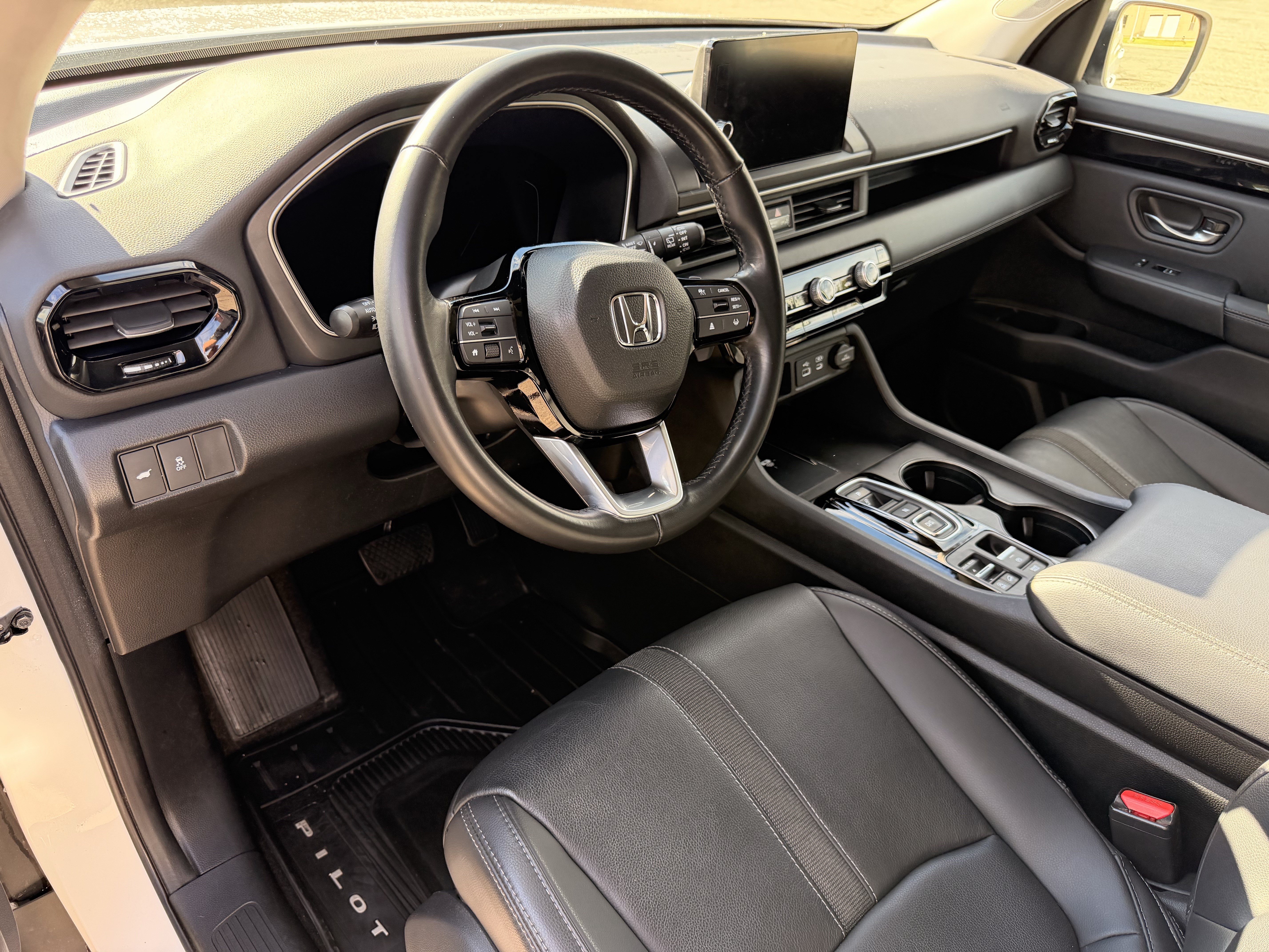 2023 Honda Pilot EX-L - Photo 12