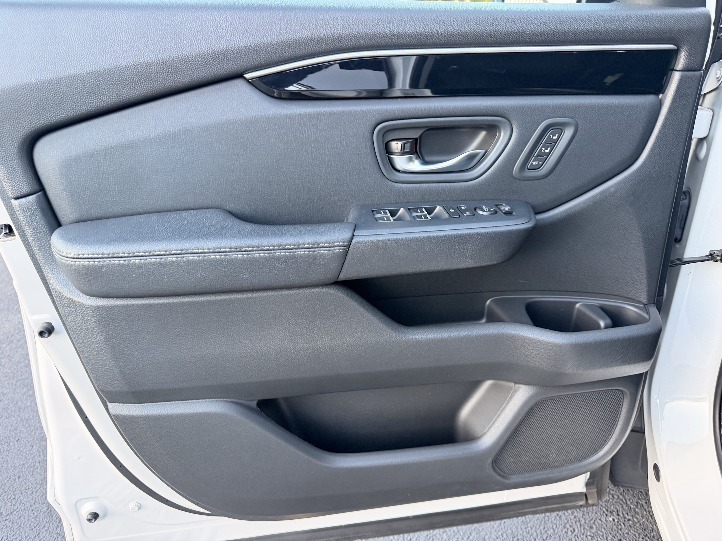 2023 Honda Pilot Touring - Photo 12