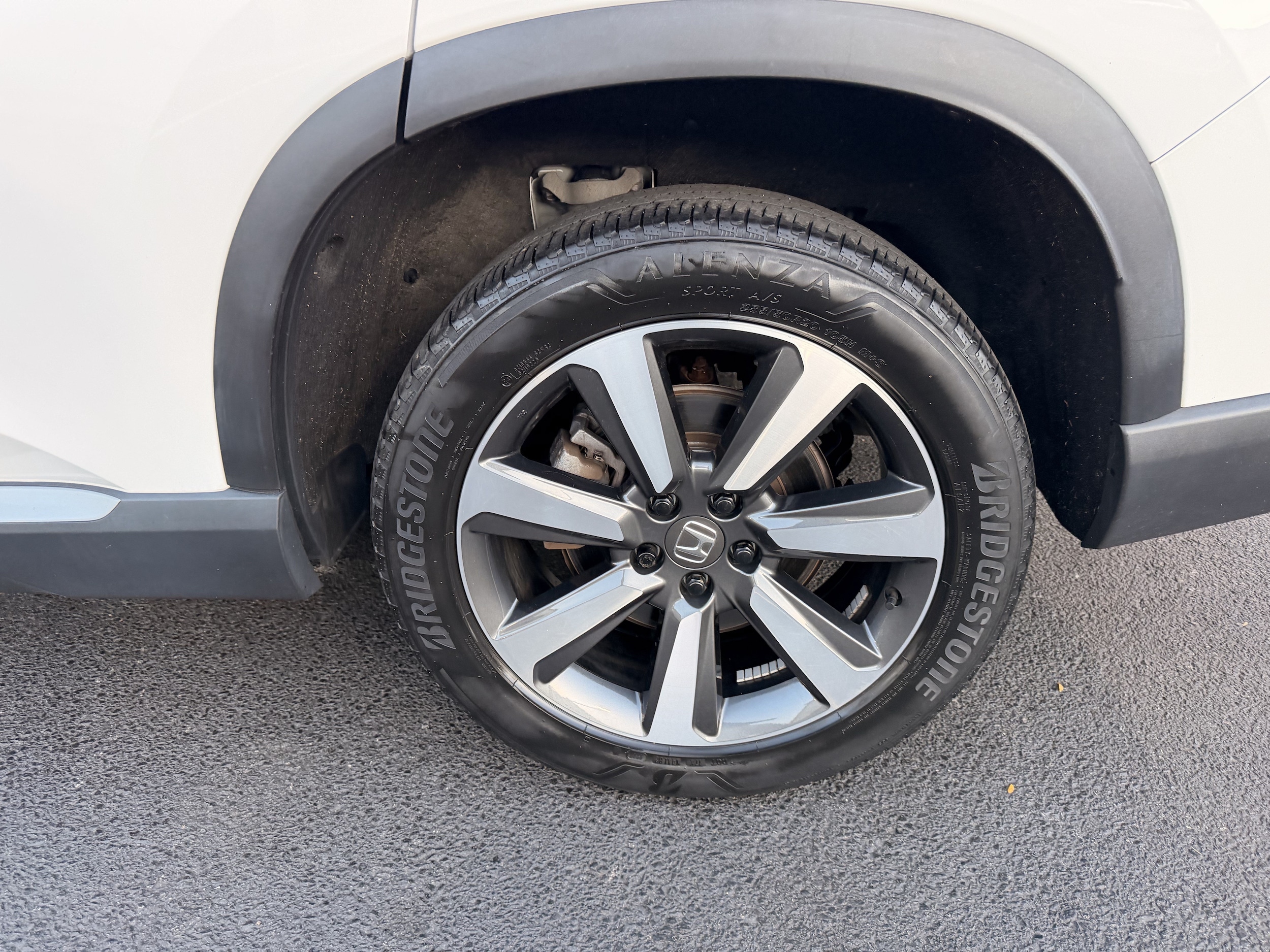 2023 Honda Pilot Touring - Photo 8
