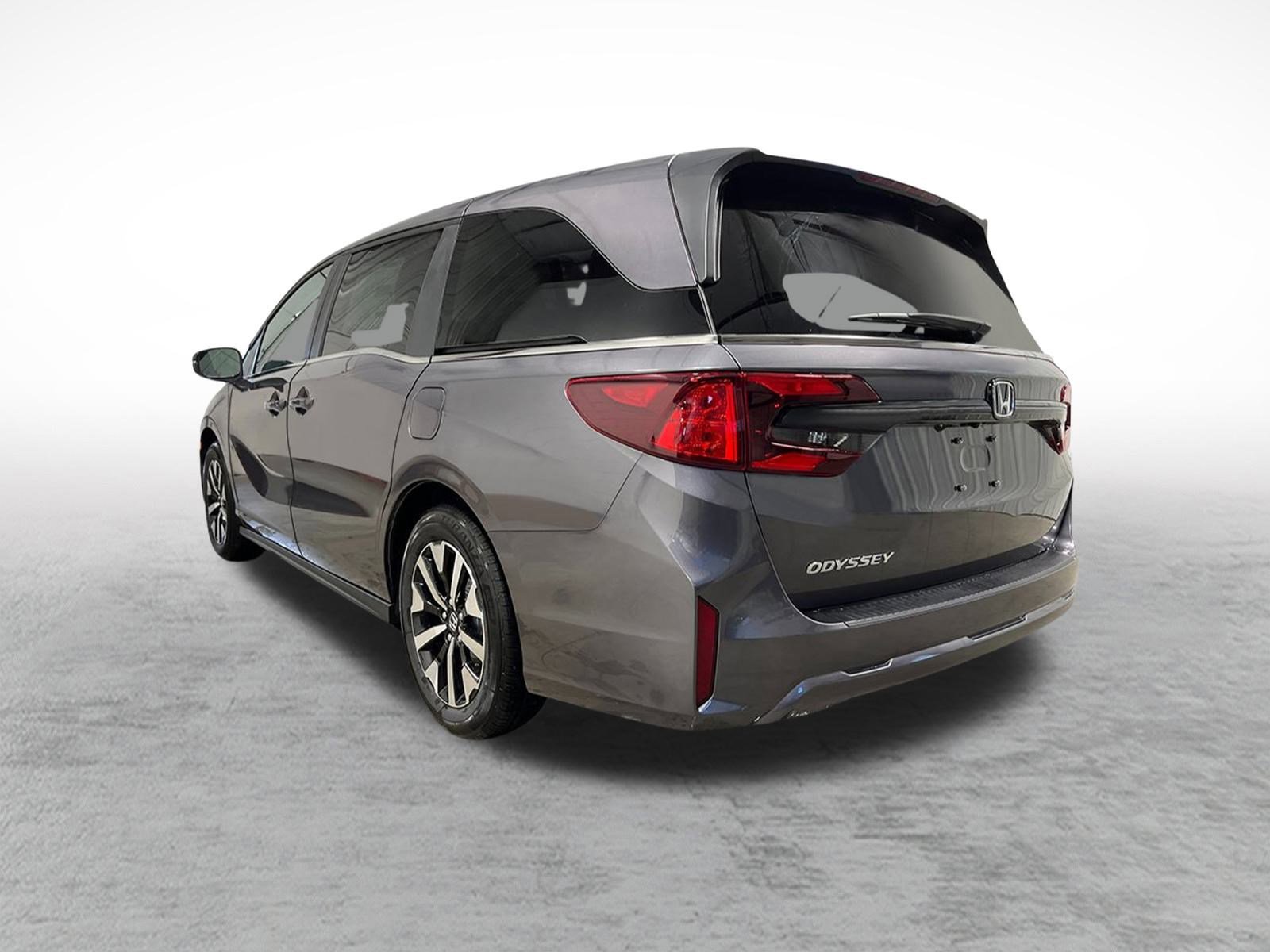 2026 Honda Odyssey EX-L photo 3