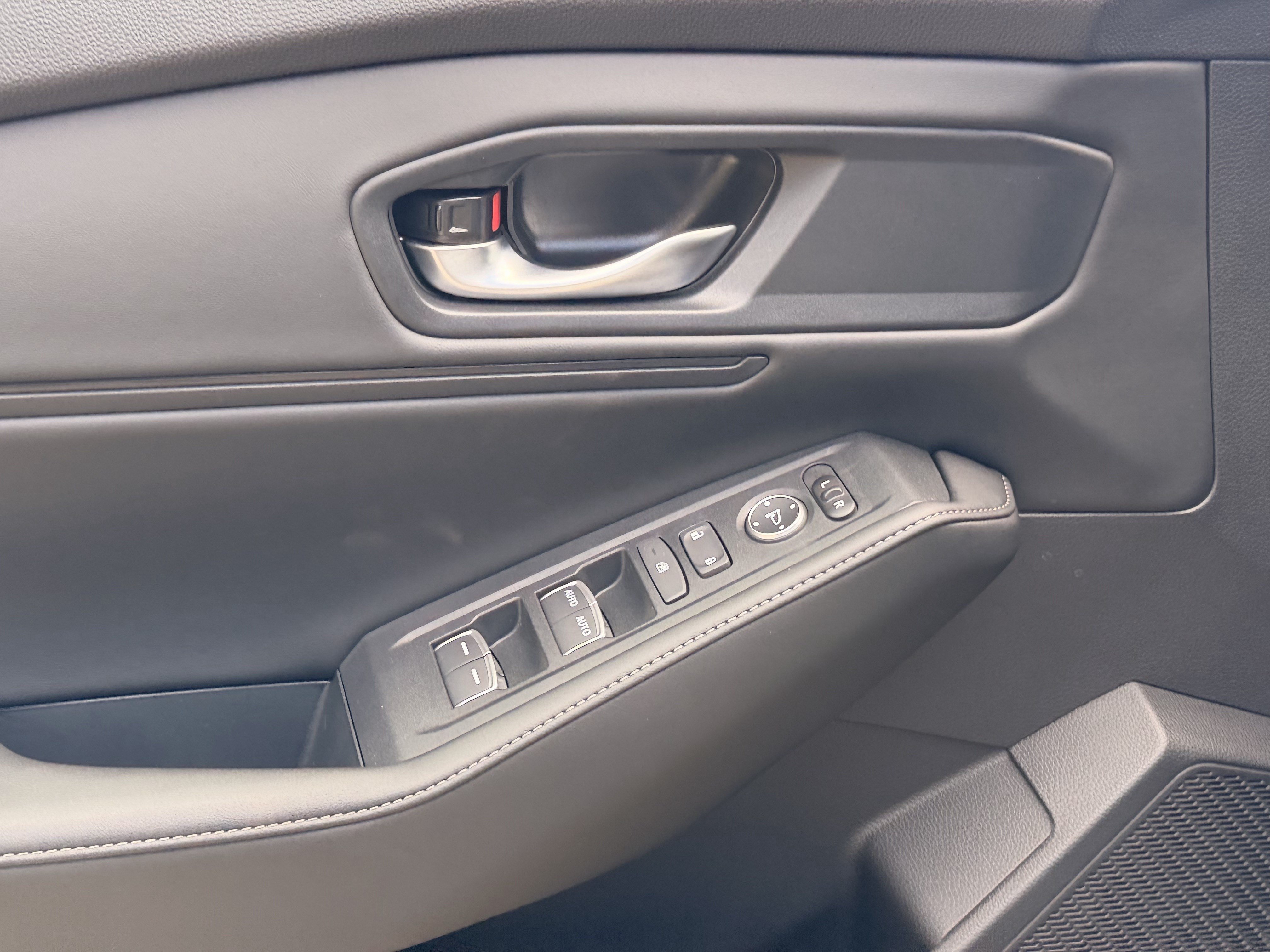 2025 Honda Accord Hybrid Sport - Photo 10