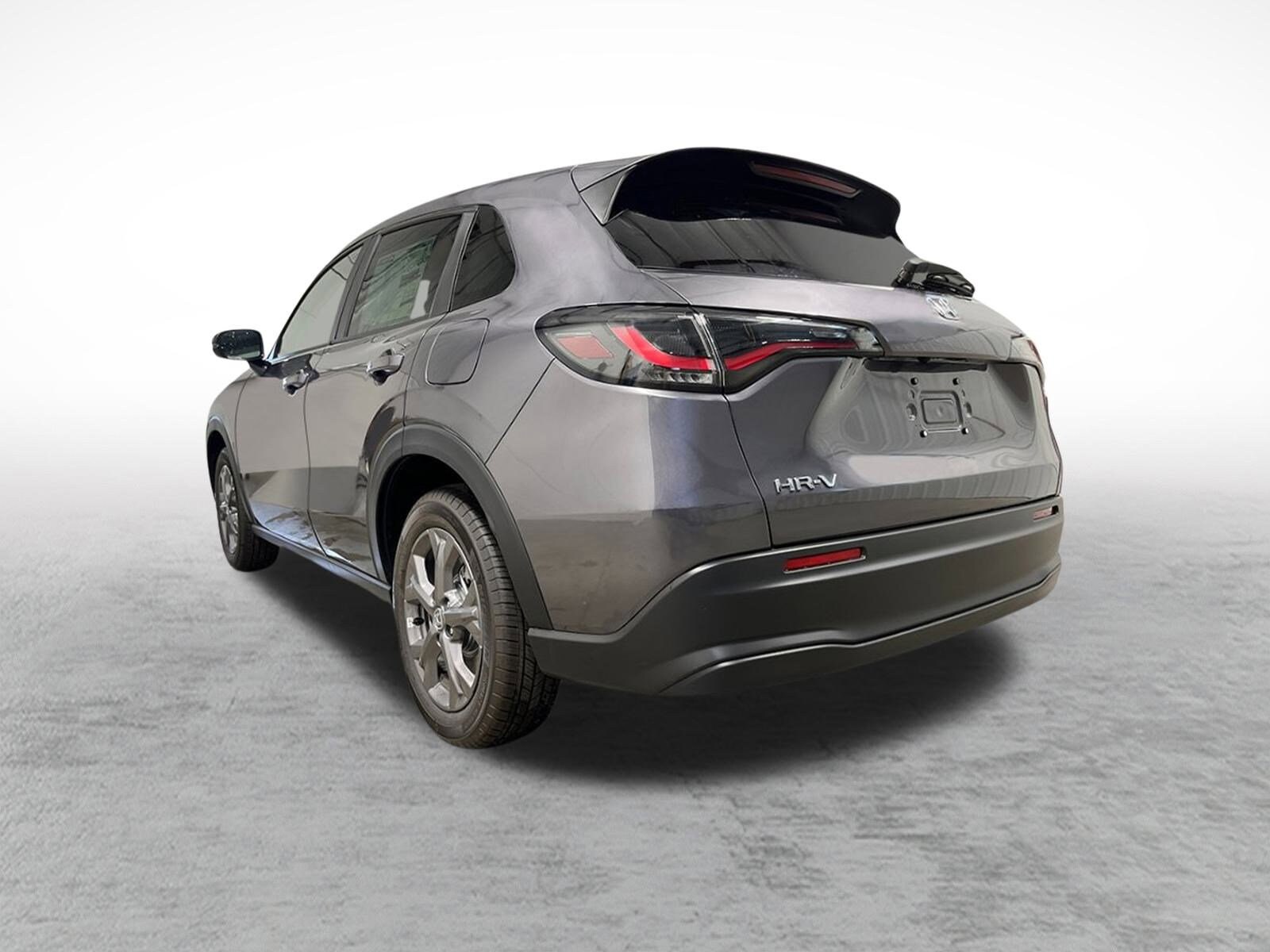 2026 Honda HR-V LX photo 3