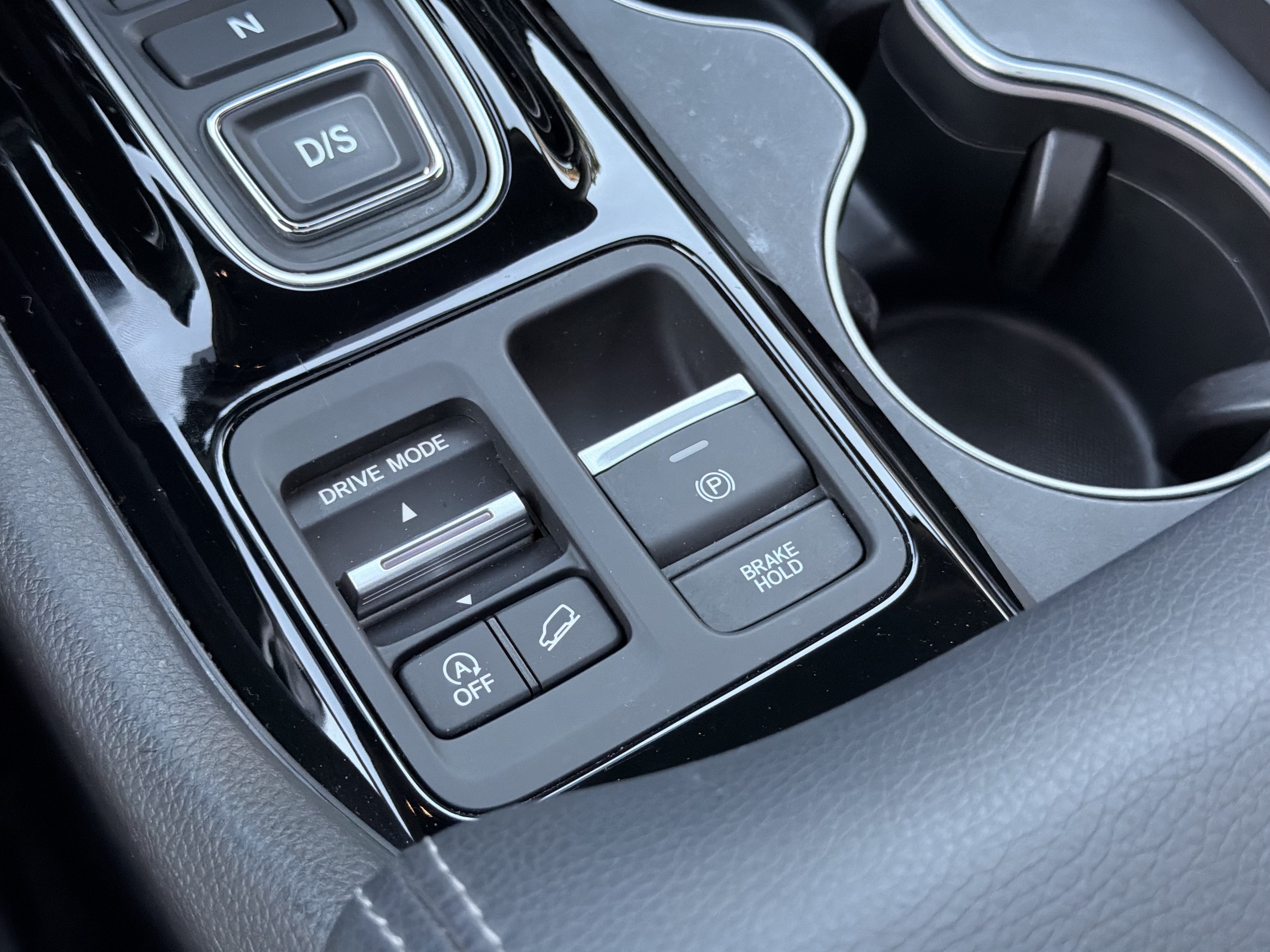 2023 Honda Pilot Touring - Photo 23
