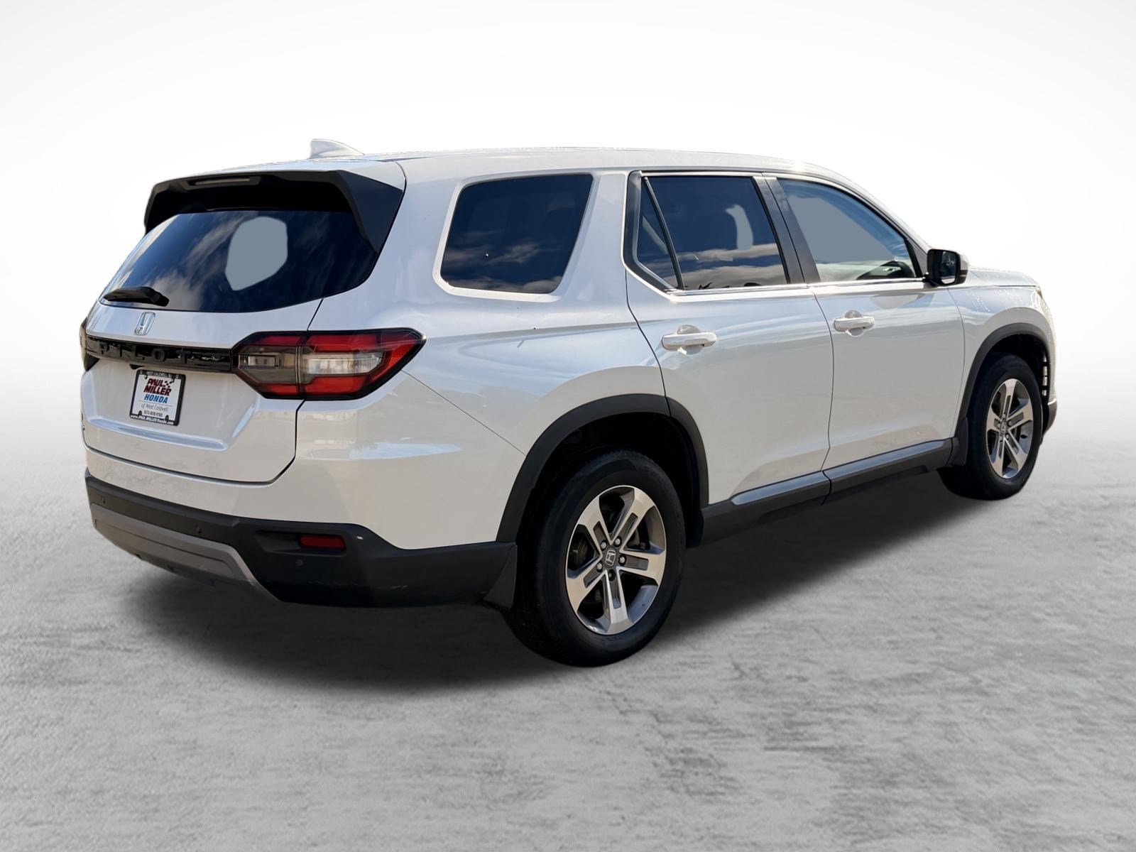 2023 Honda Pilot EX-L - Photo 6