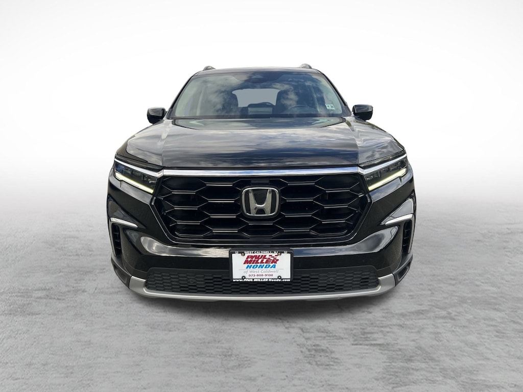 Used 2023 Honda Pilot Touring SUV