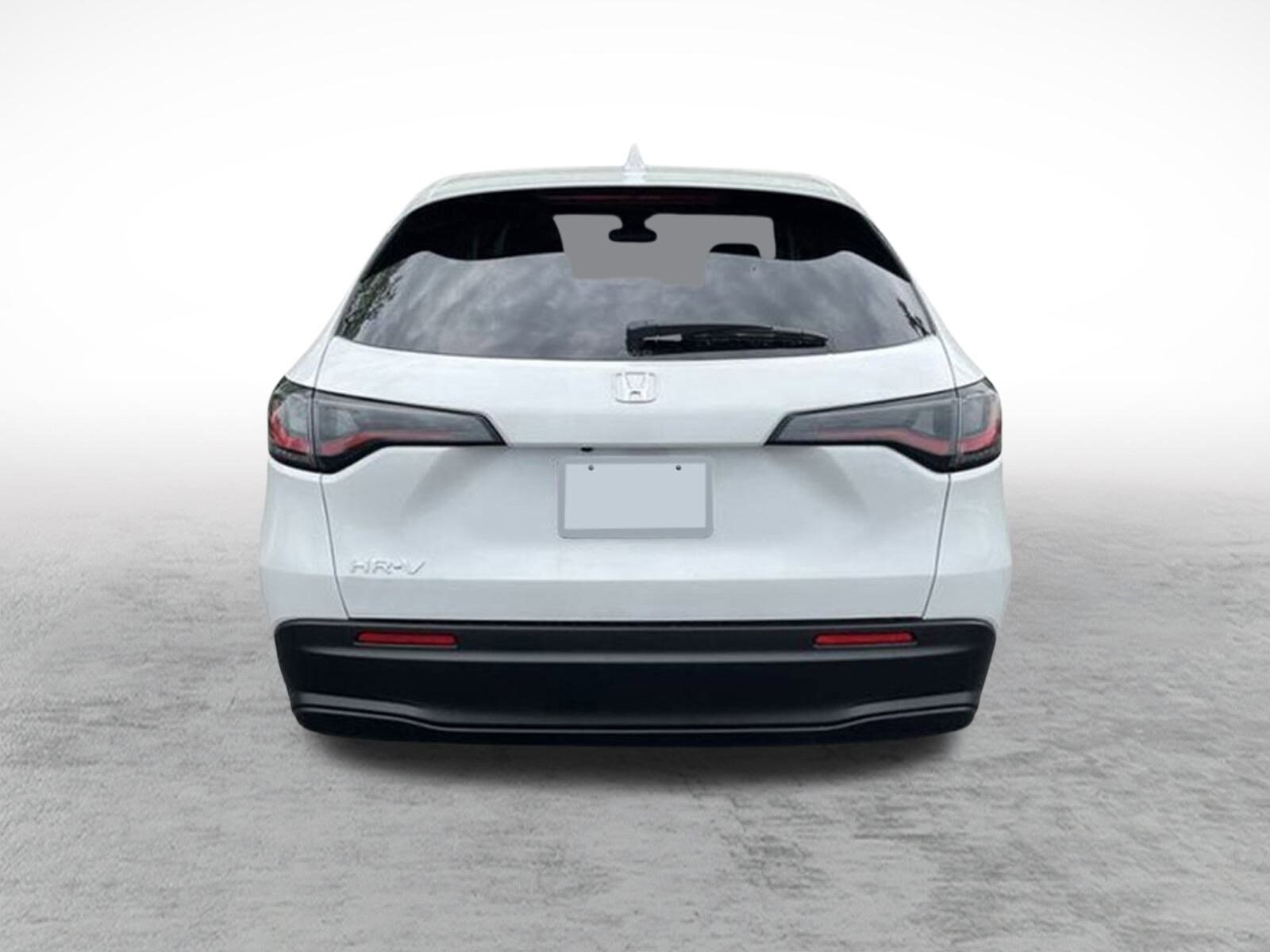 2026 Honda HR-V LX photo 4