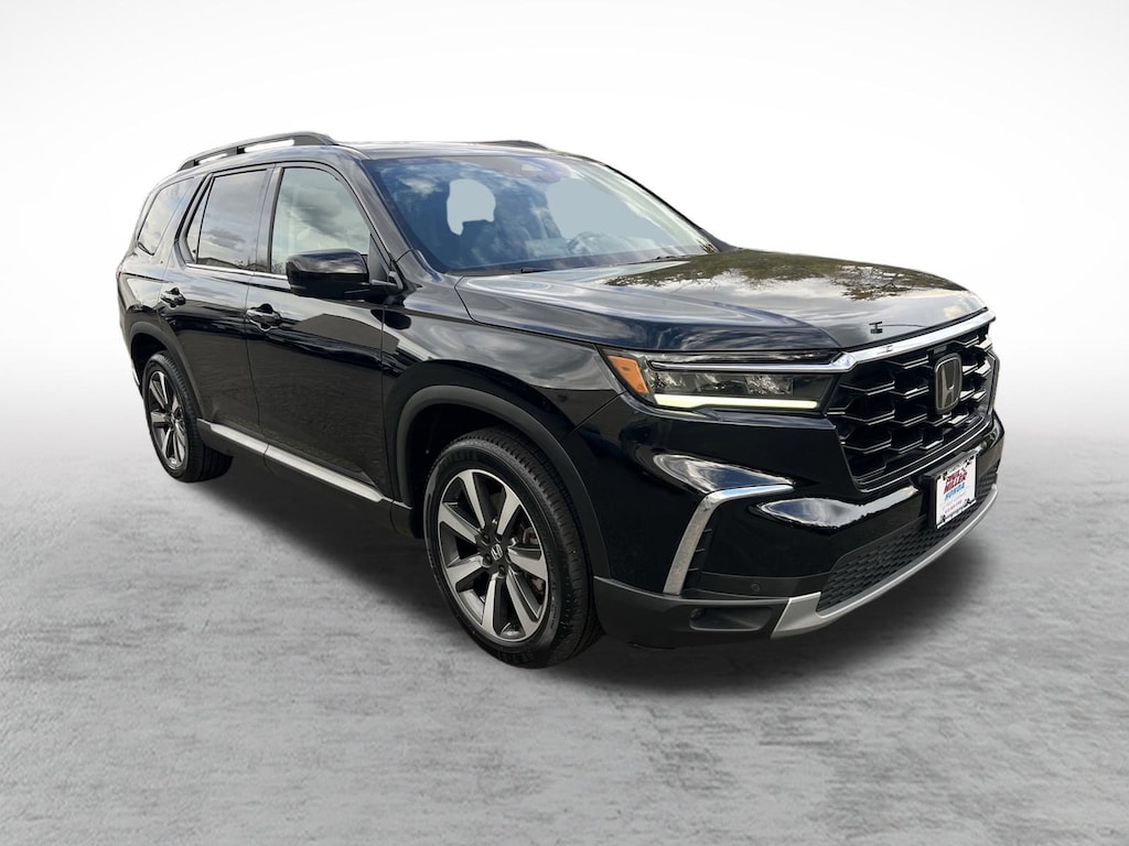 Used 2023 Honda Pilot Touring SUV