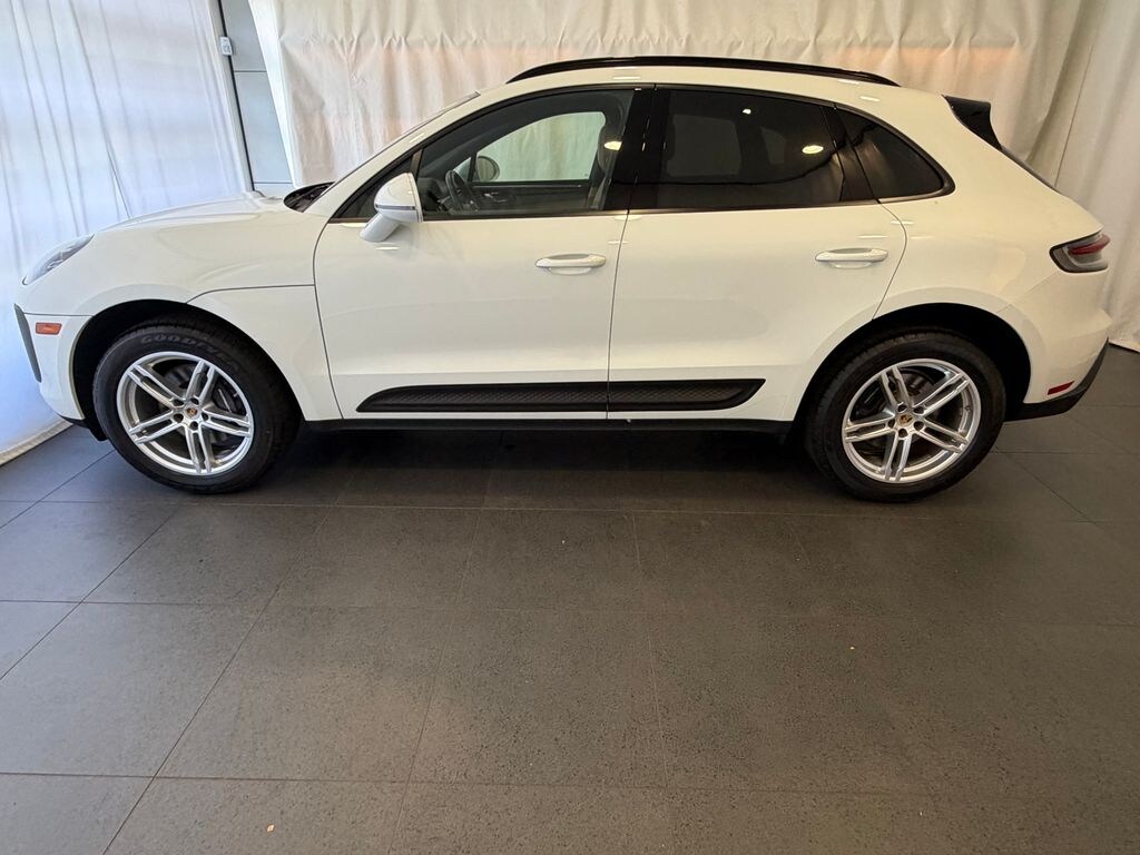 Certified 2023 Porsche Macan SUV