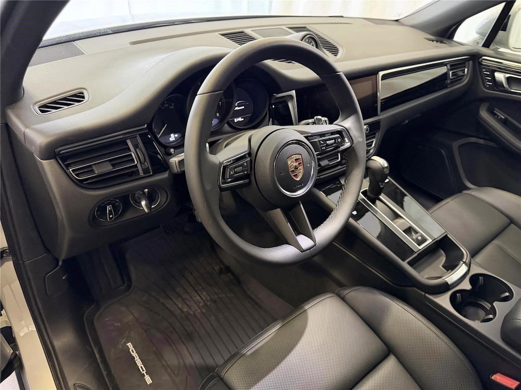 New 2026 Porsche Macan SUV
