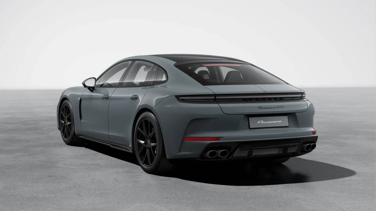 2026 Porsche Panamera GTS photo 2