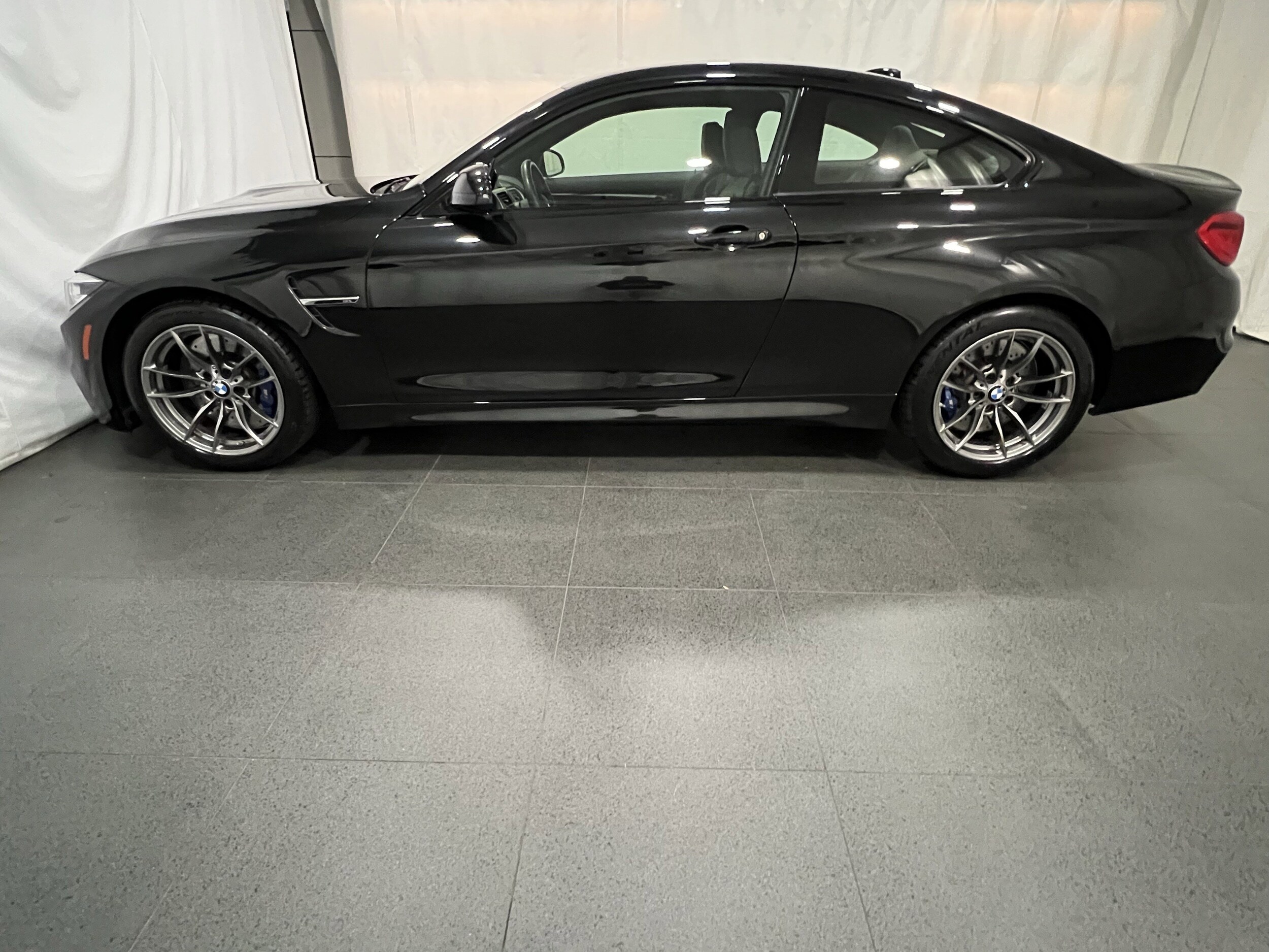 2018 Bmw M4 Coupe photo 2