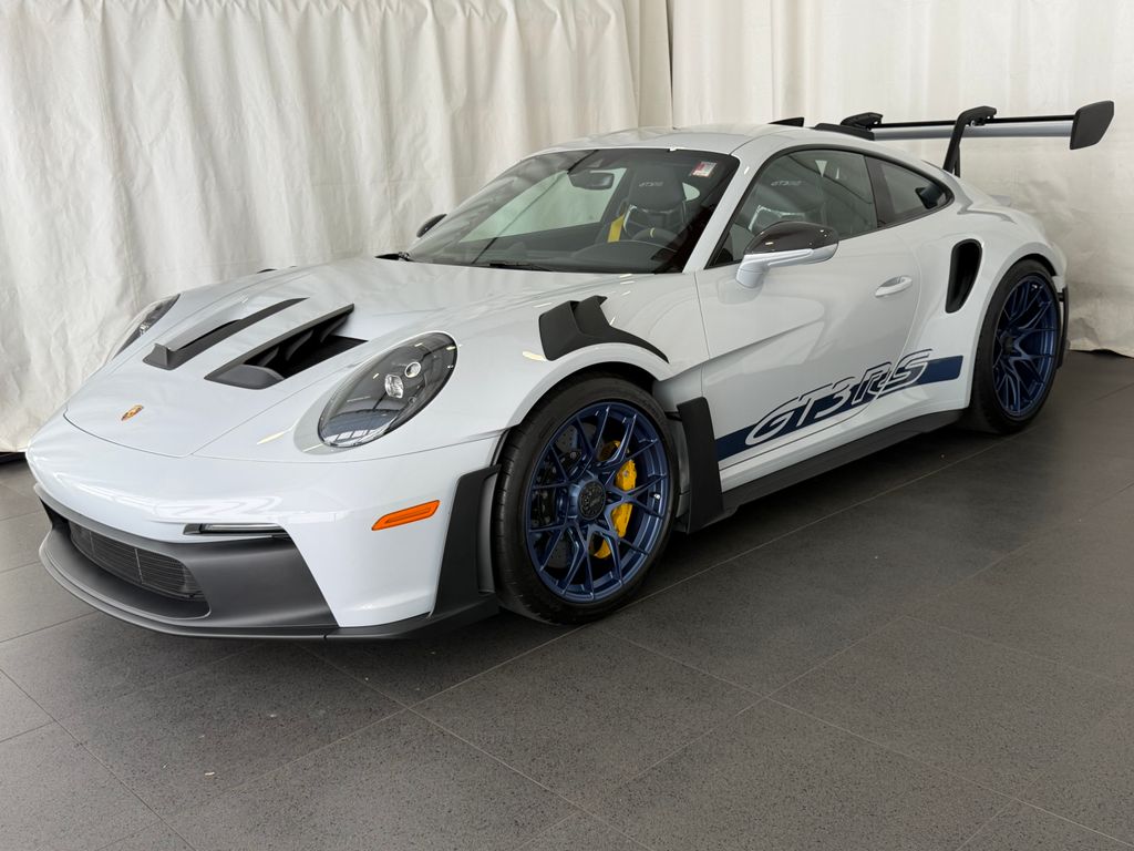 2025 Porsche 911 GT3 RS's photo