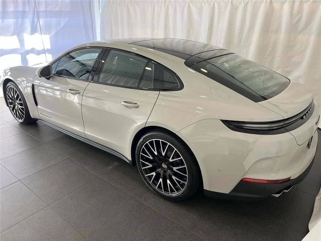 New 2026 Porsche Panamera 4 Hatchback