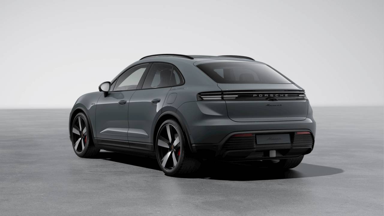 2026 Porsche Macan Electric photo 2