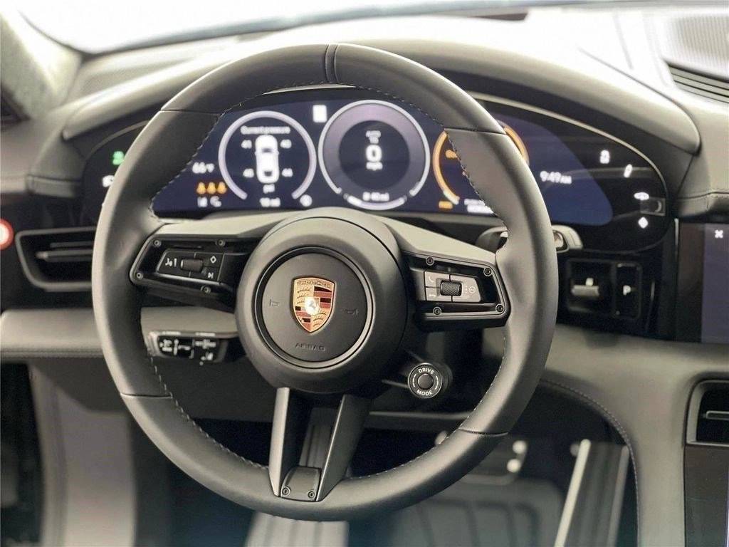 2026 Porsche Taycan GTS - Photo 20