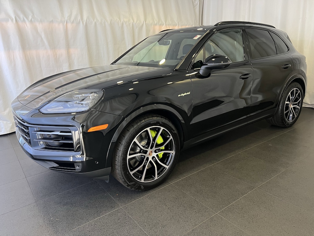 New 2026 Porsche Cayenne E-Hybrid SUV