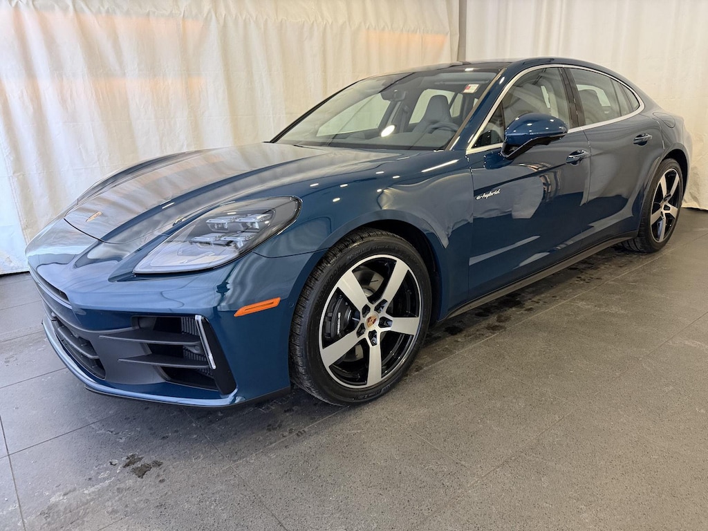 New 2026 Porsche Panamera 4 E-Hybrid Hatchback