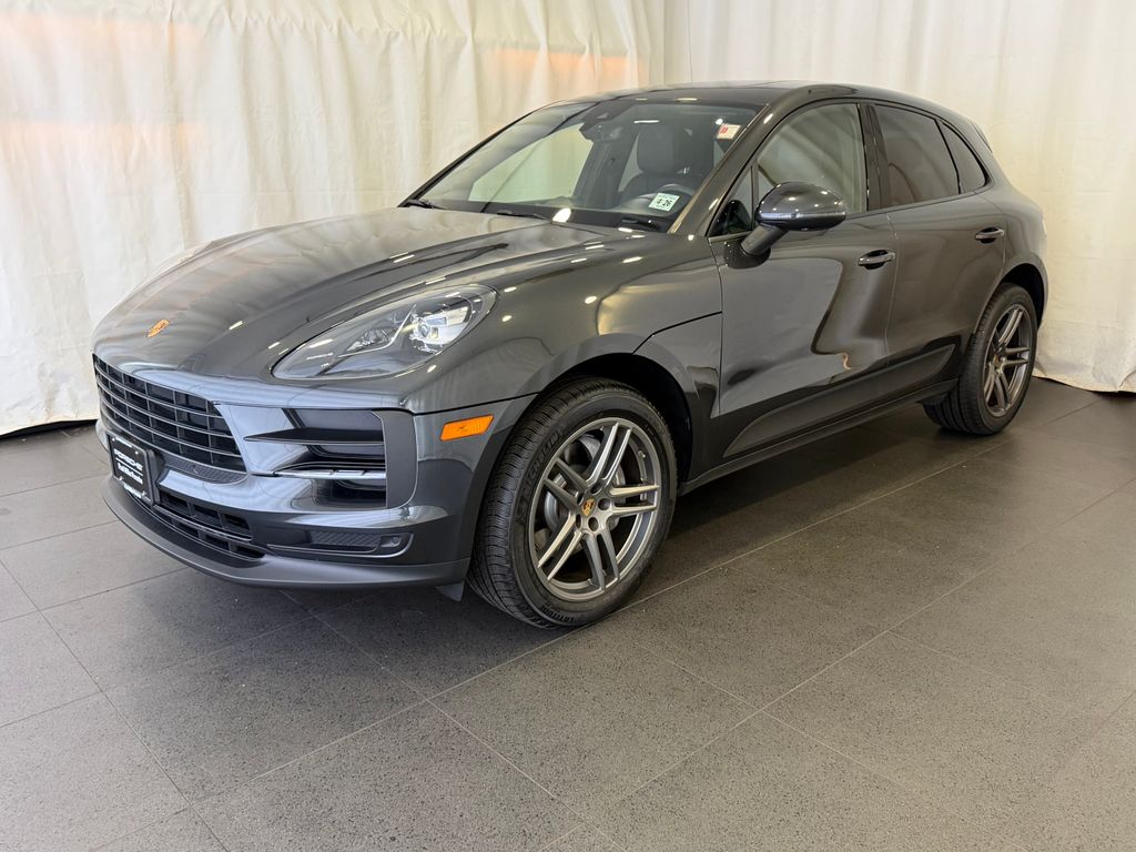 2021 Porsche Macan -'s photo