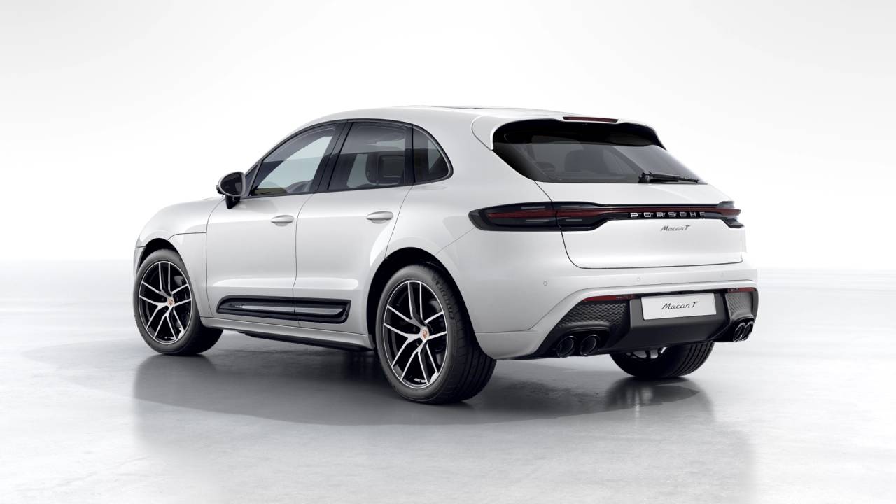 2026 Porsche Macan T photo 3