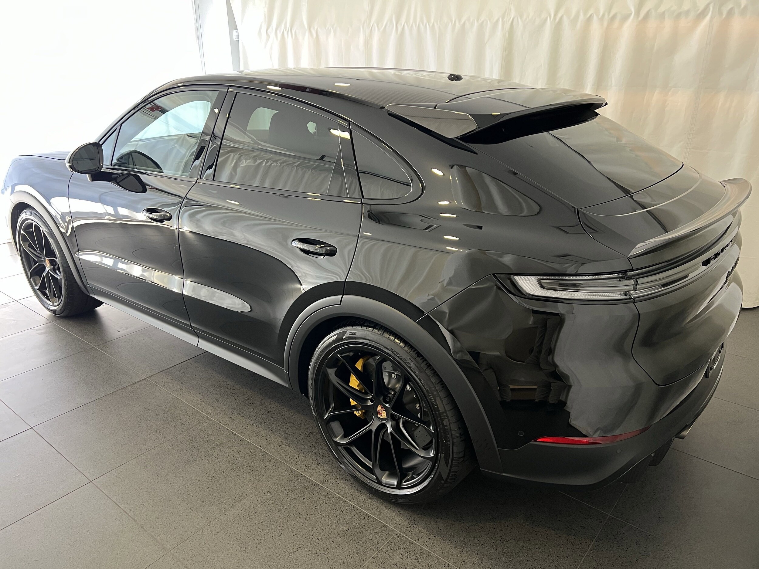 2026 Porsche Cayenne Turbo GT photo 3