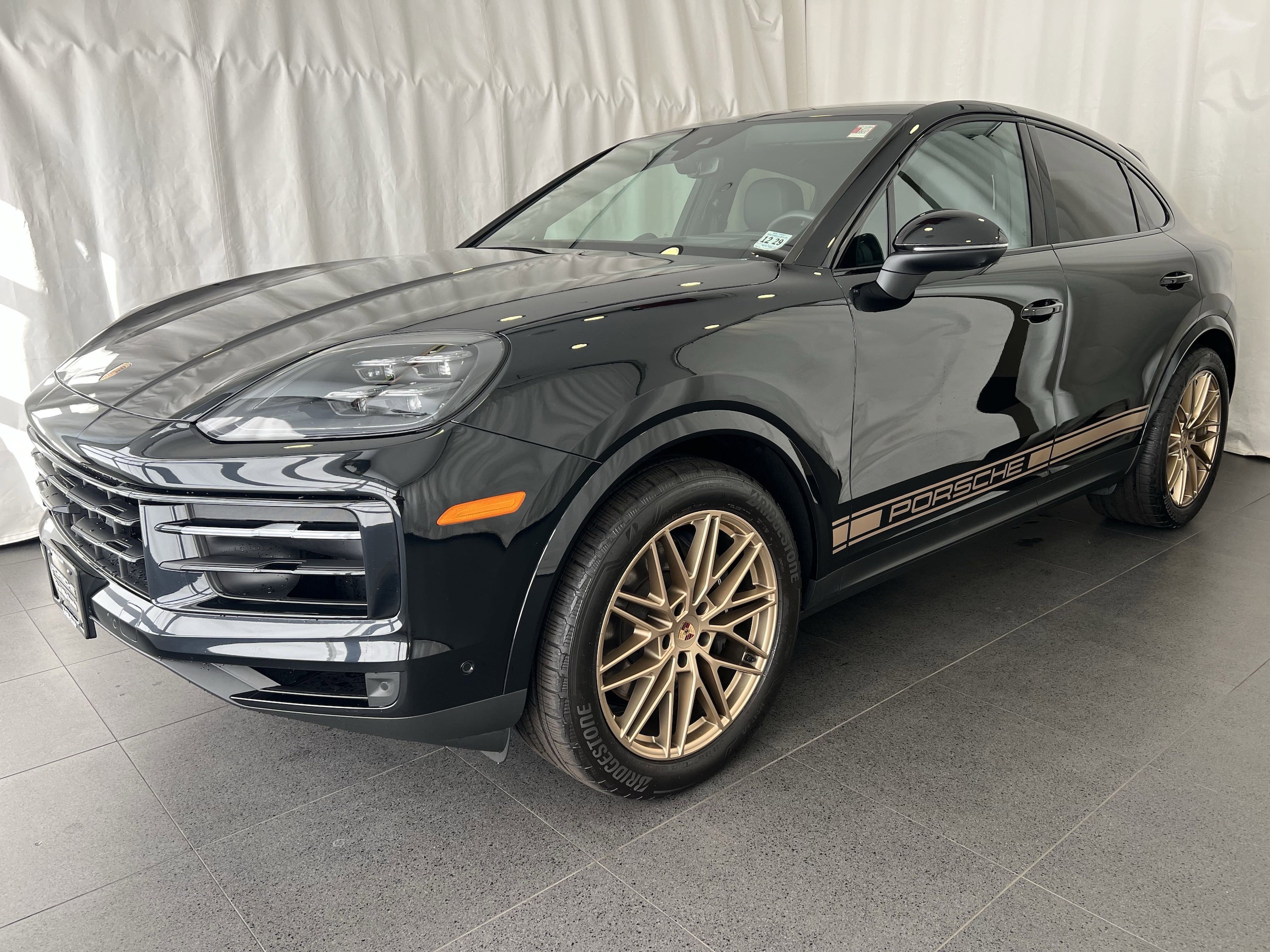 2025 Porsche Cayenne Coupe SUV 
