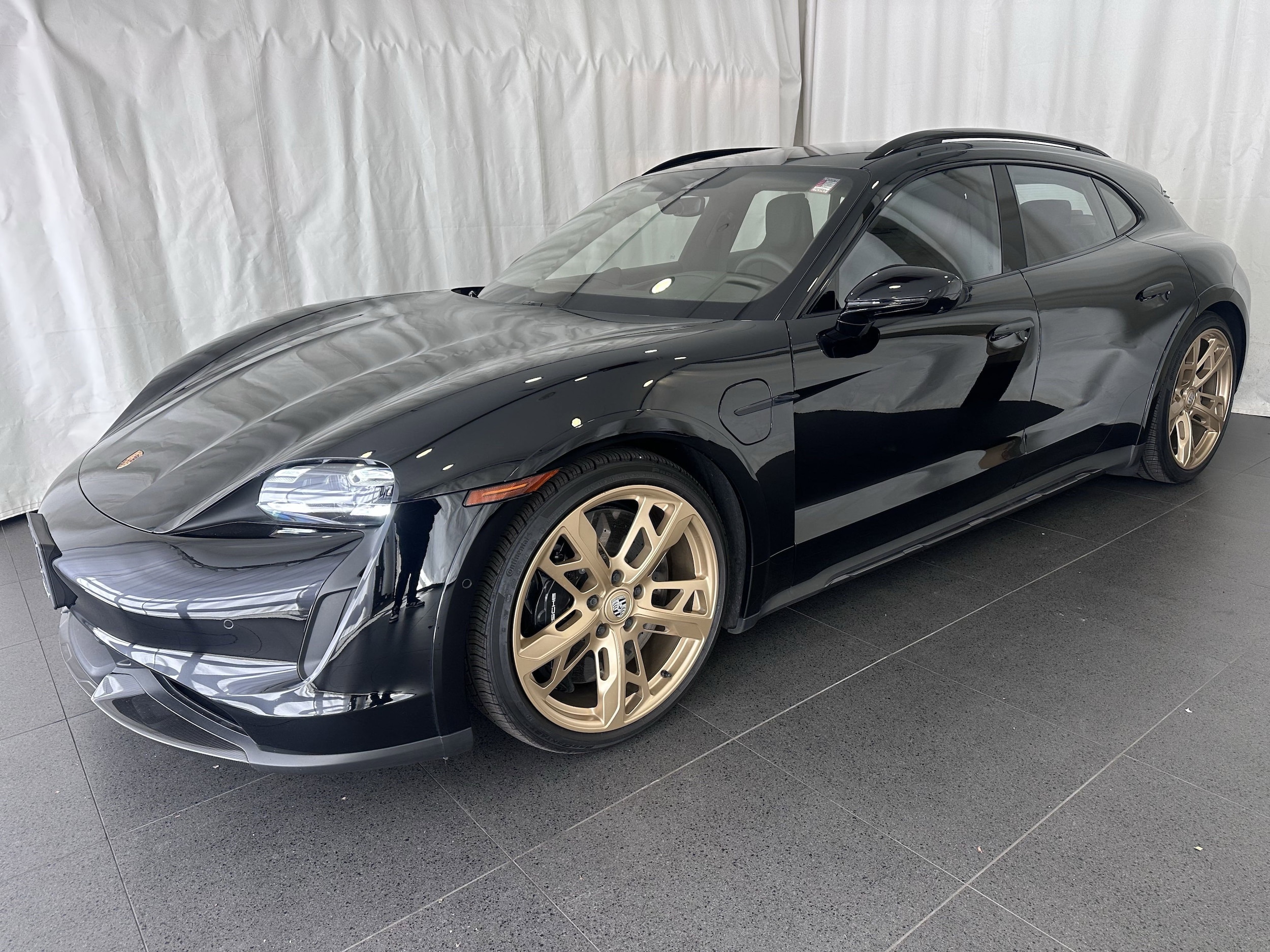 2024 Porsche Taycan Cross Turismo Wagon 