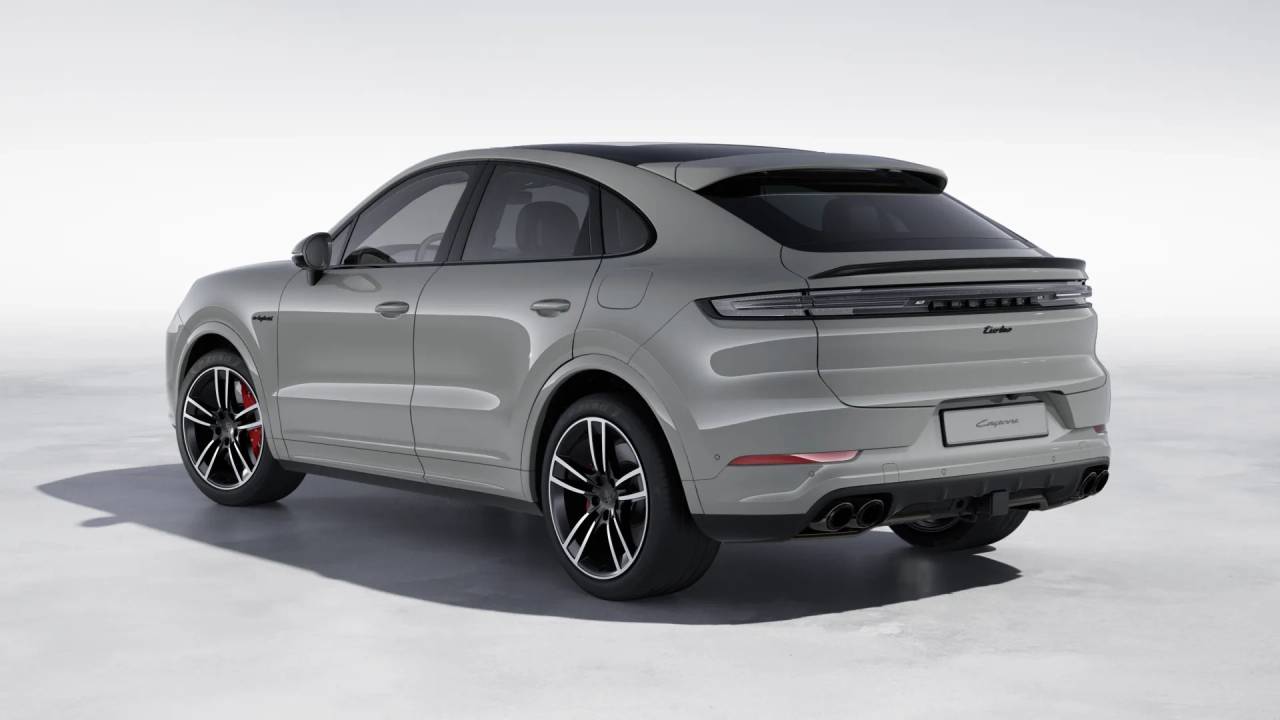 2026 Porsche Cayenne Turbo E-Hybrid Coupe photo 3