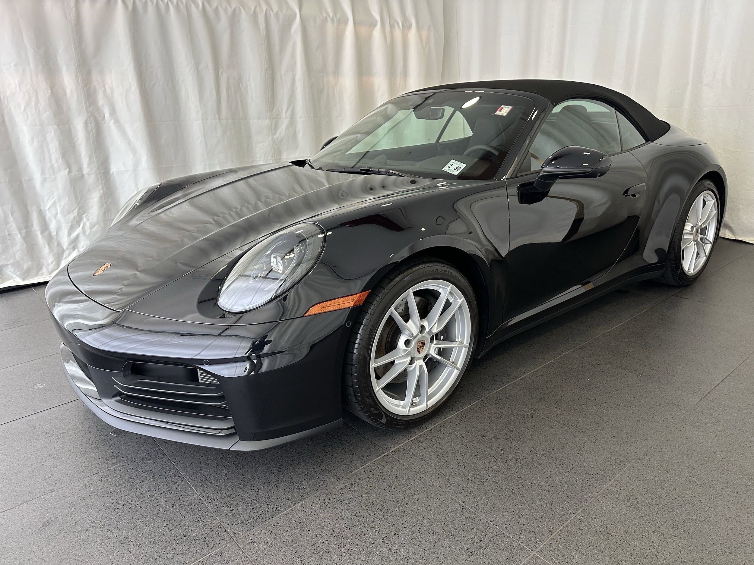 2025 Porsche 911 Carrera