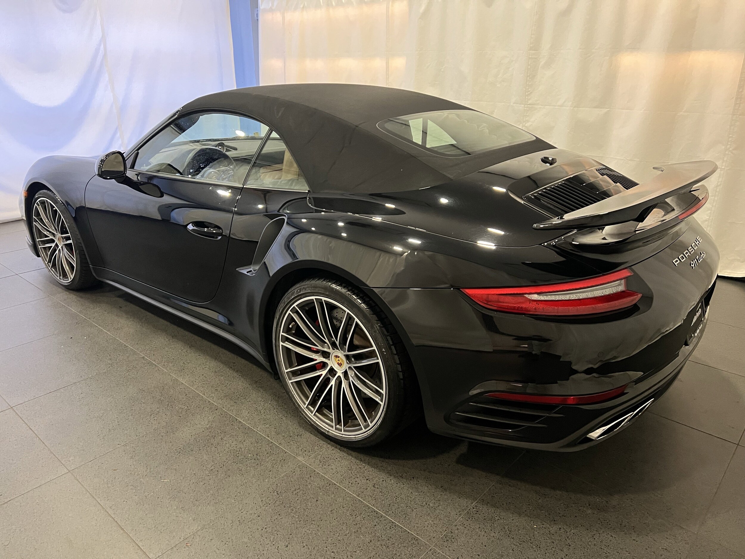 2019 Porsche 911 Turbo Cabriolet photo 3