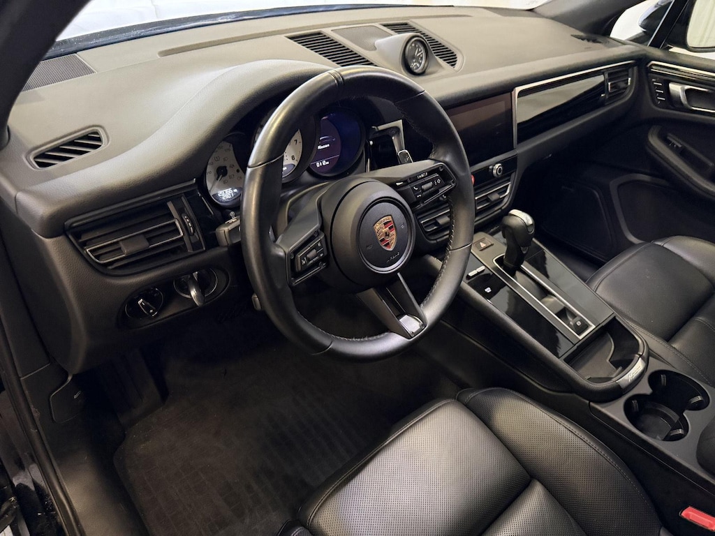 Certified 2024 Porsche Macan SUV