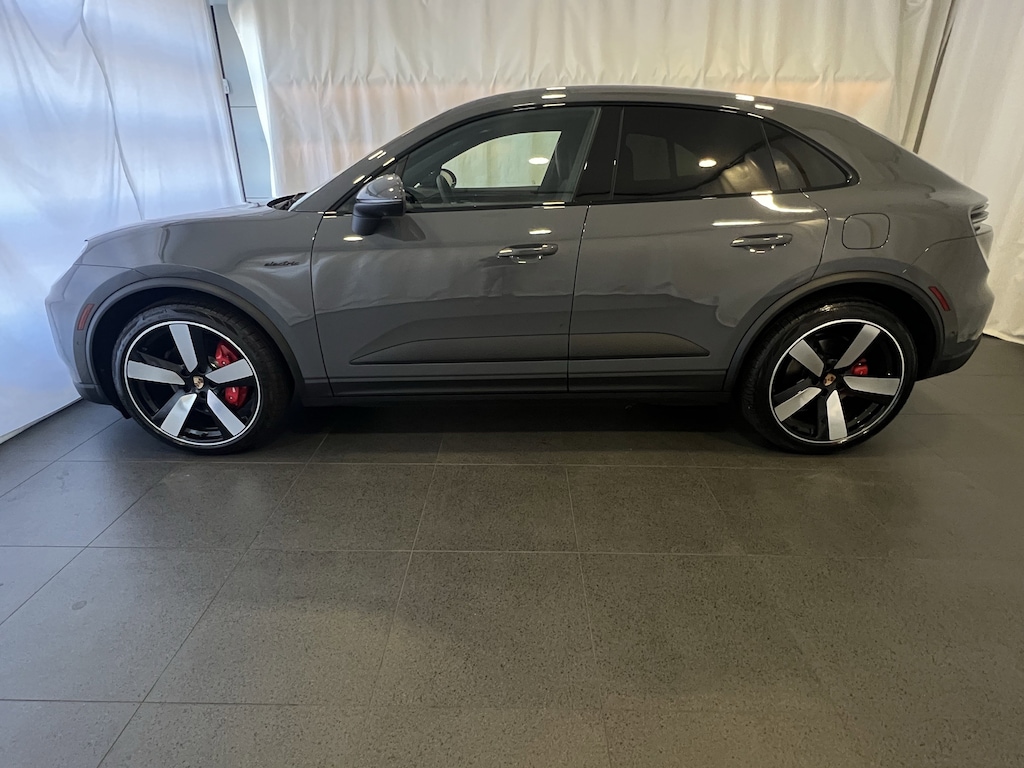 New 2025 Porsche Macan Electric 4S SUV