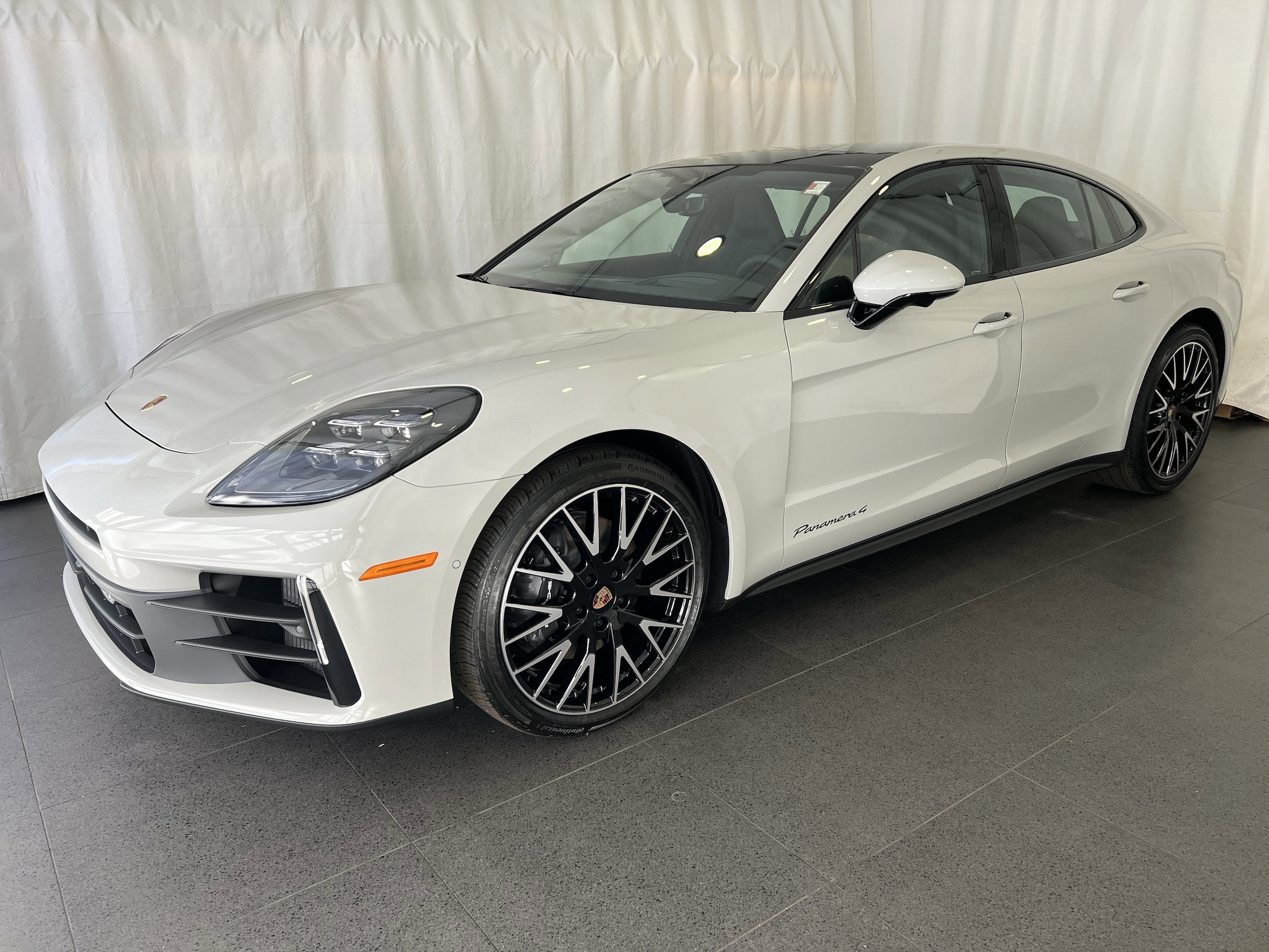 2026 Porsche Panamera Hatchback 