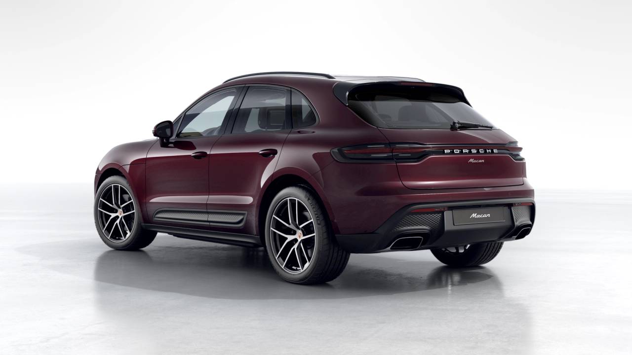 2026 Porsche Macan T photo 3