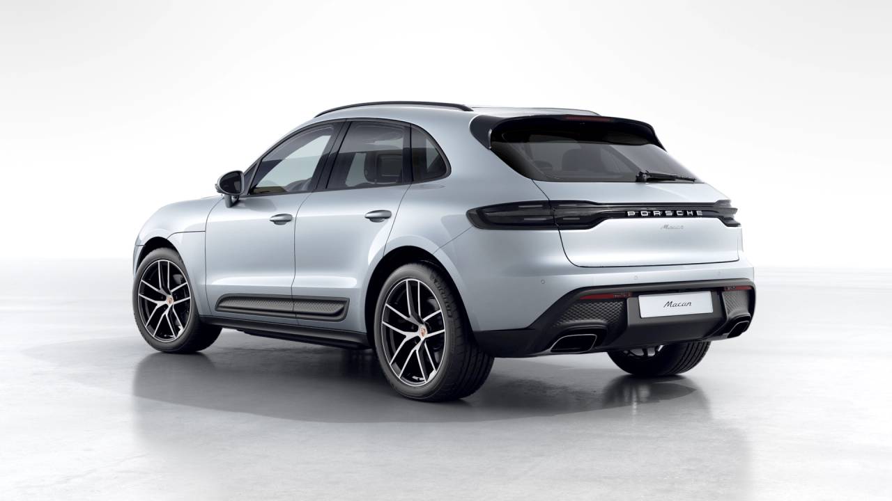 2026 Porsche Macan T photo 3