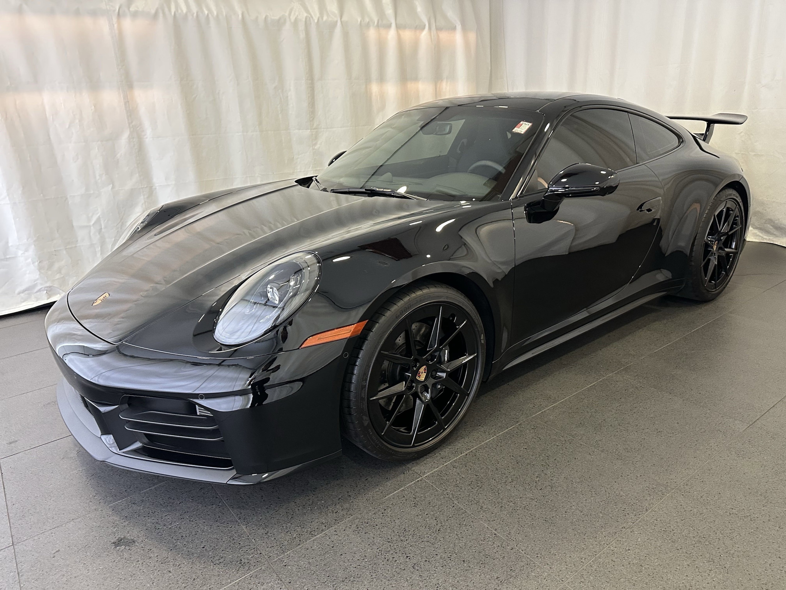 2025 Porsche 911 Carrera
