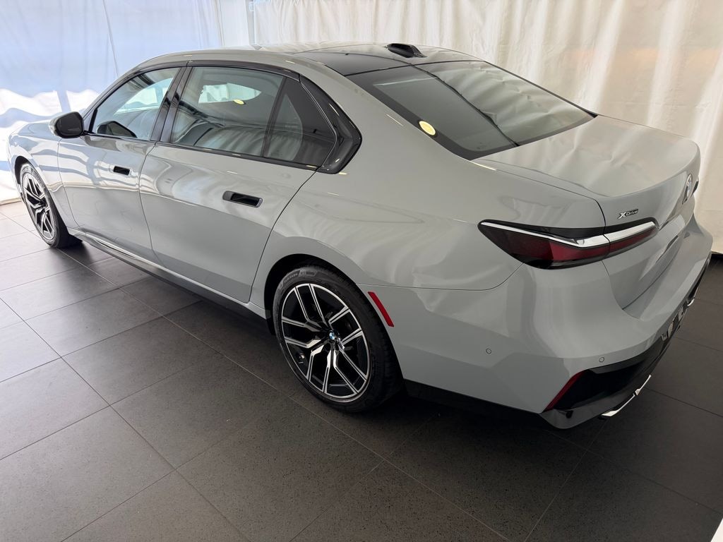 Used 2024 BMW 760i xDrive Sedan