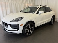 2025 Porsche Macan SUV