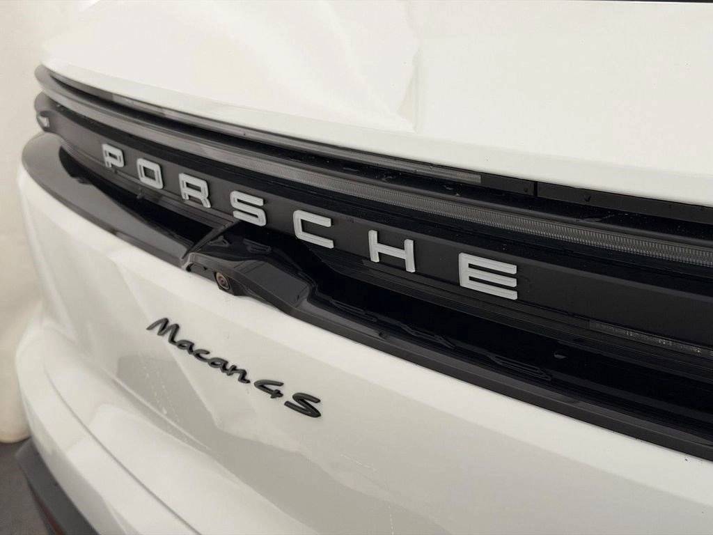 2026 Porsche Macan S - Photo 25