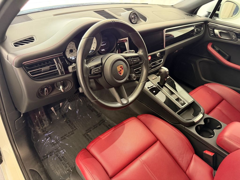 Certified 2024 Porsche Macan SUV