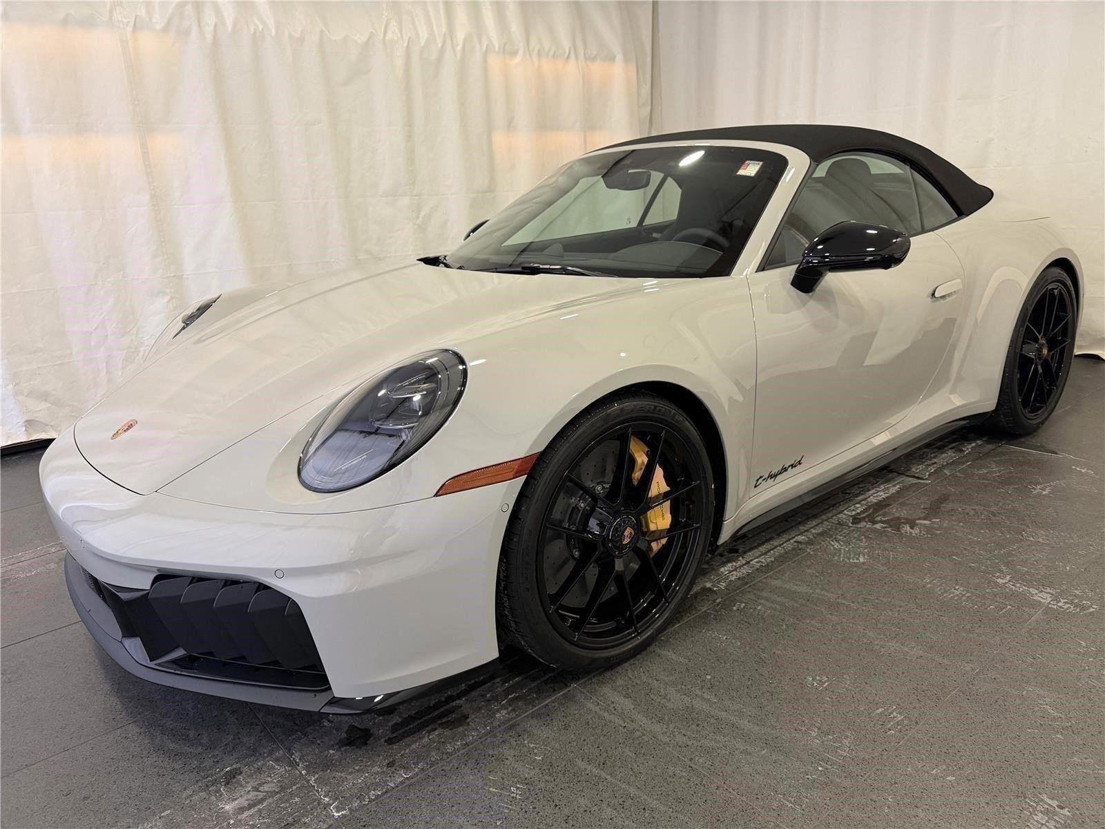 2026 Porsche 911 GTS