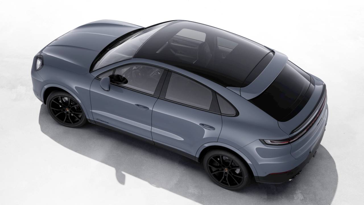 2026 Porsche Cayenne Coupe photo 4