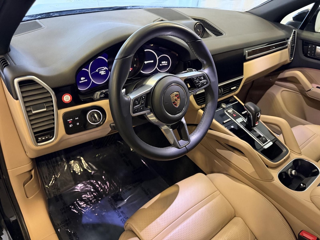 Certified 2022 Porsche Cayenne Platinum Edition SUV